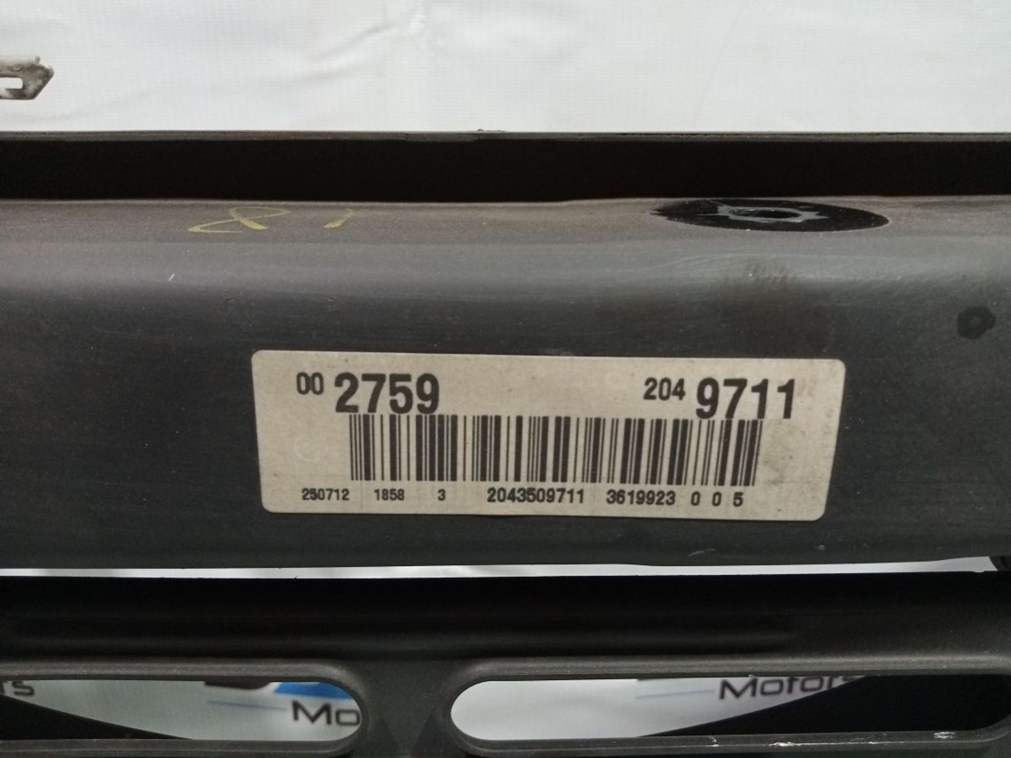 https://gcs.partsauto.market/rn-stockpro.appspot.com/thmbs/userImages/b7628e092085f1f91467af1afb6e7630/part/e5aed553-baa1-4bf9-a646-fa5fdd31a158_1747762906485.jpg