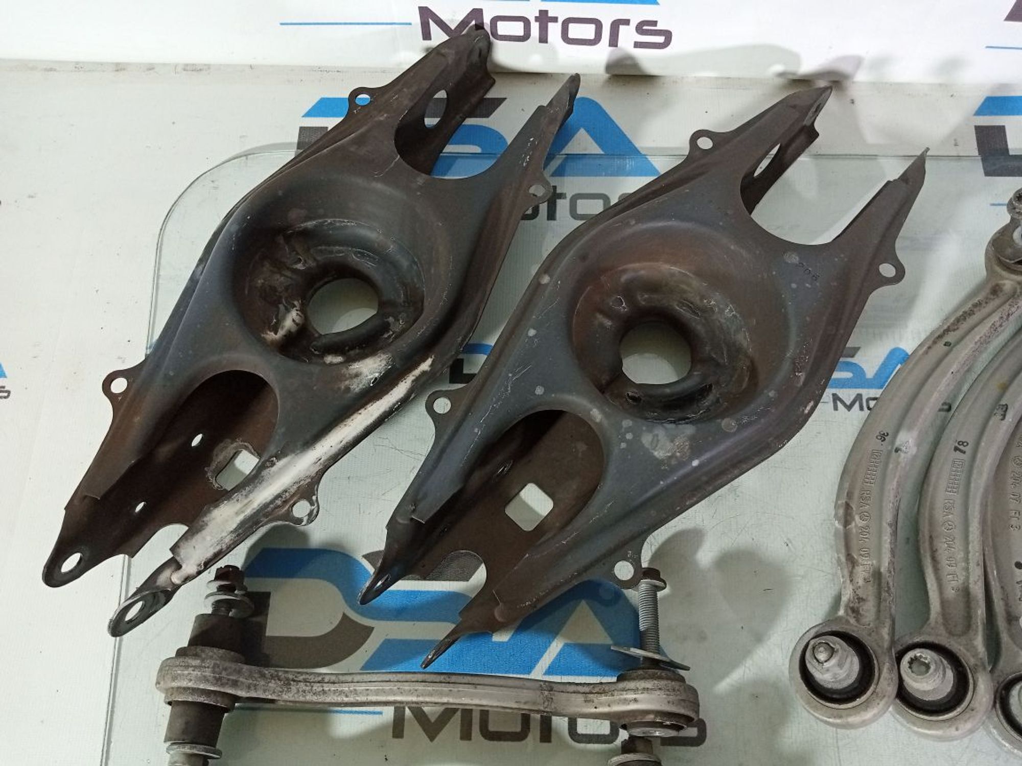 https://gcs.partsauto.market/rn-stockpro.appspot.com/thmbs/userImages/b7628e092085f1f91467af1afb6e7630/part/e5c45710-4bd7-4bb9-9d2d-2cd403b4665e_1747232668698.jpg