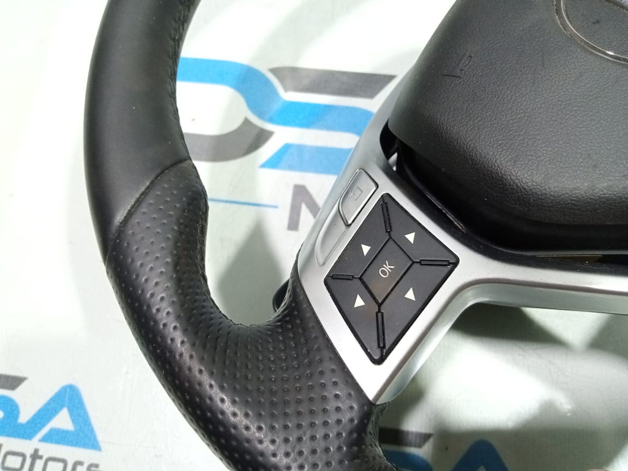 https://gcs.partsauto.market/rn-stockpro.appspot.com/thmbs/userImages/b7628e092085f1f91467af1afb6e7630/part/e5f3e3b3-96e0-4748-a3e2-ad7cff840863_1748588523461.jpg