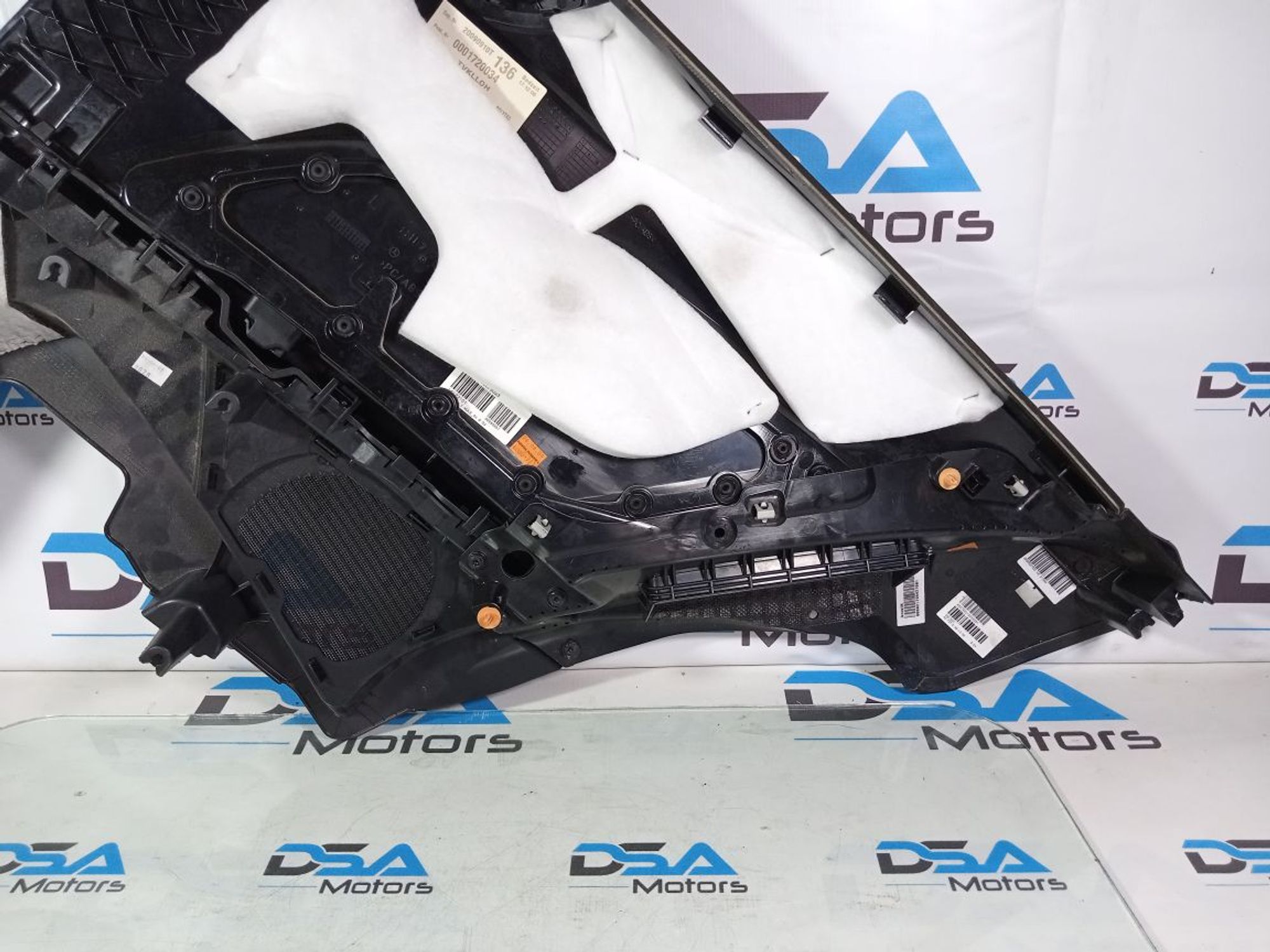 https://gcs.partsauto.market/rn-stockpro.appspot.com/thmbs/userImages/b7628e092085f1f91467af1afb6e7630/part/e7567047-5426-4d23-838c-9ae54c4cbff6_1742893991153.jpg