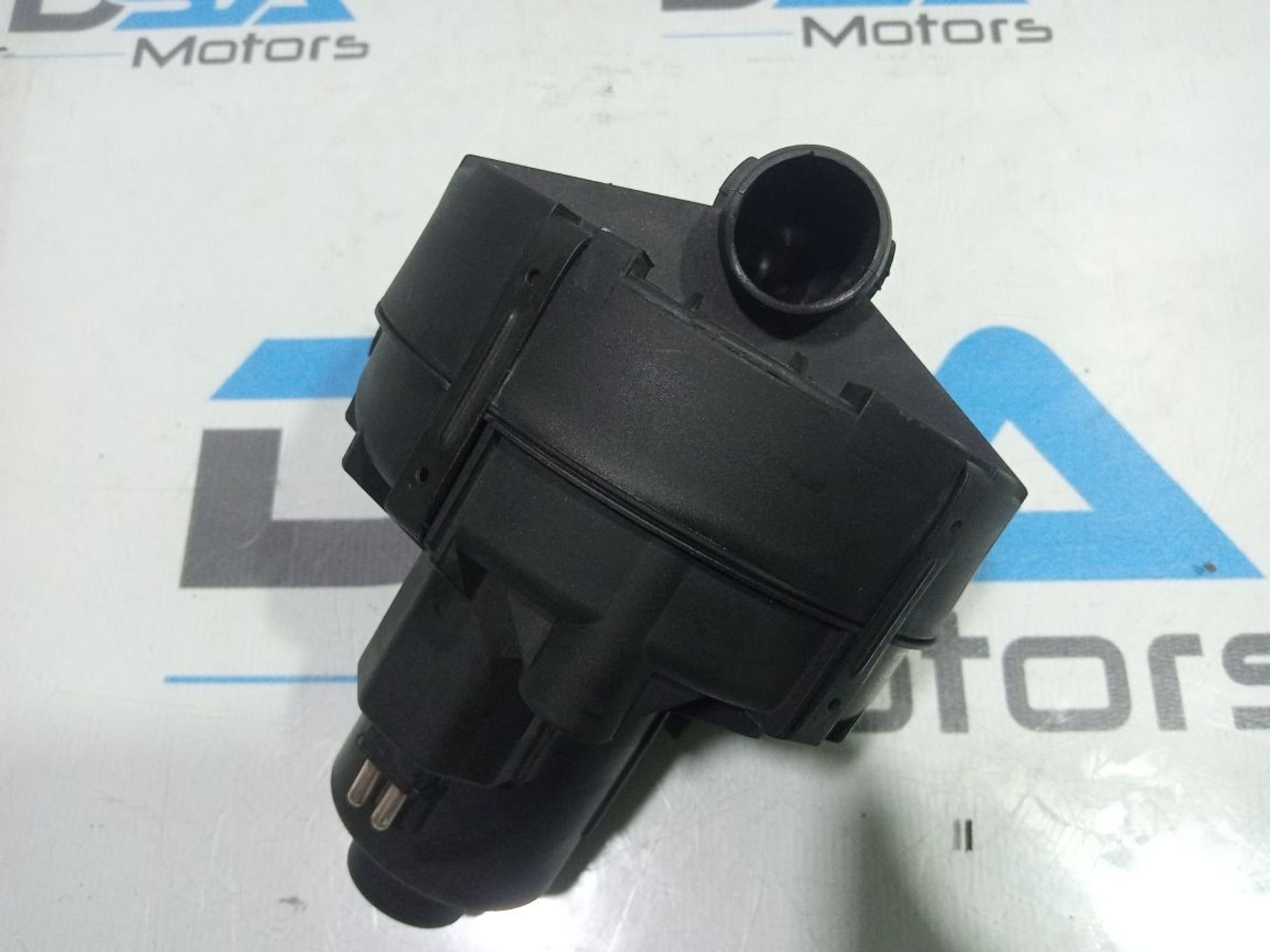 https://gcs.partsauto.market/rn-stockpro.appspot.com/thmbs/userImages/b7628e092085f1f91467af1afb6e7630/part/e77e30b0-40c8-4cae-b13e-68cdd409f6d1_1748283519914.jpg