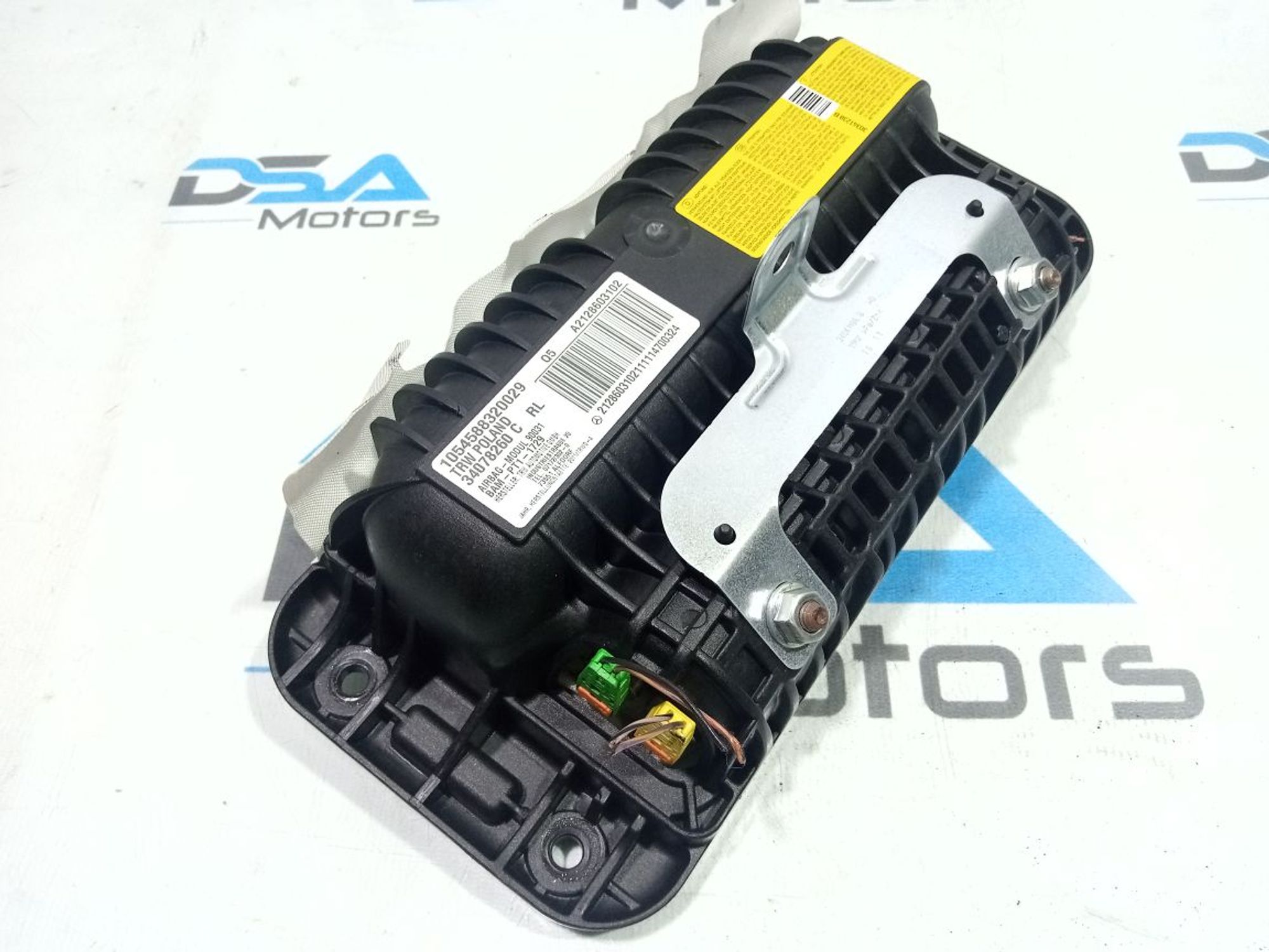 https://gcs.partsauto.market/rn-stockpro.appspot.com/thmbs/userImages/b7628e092085f1f91467af1afb6e7630/part/e8eaedbb-592e-4e5d-b73e-7e6fac67016d_1748868823759.jpg