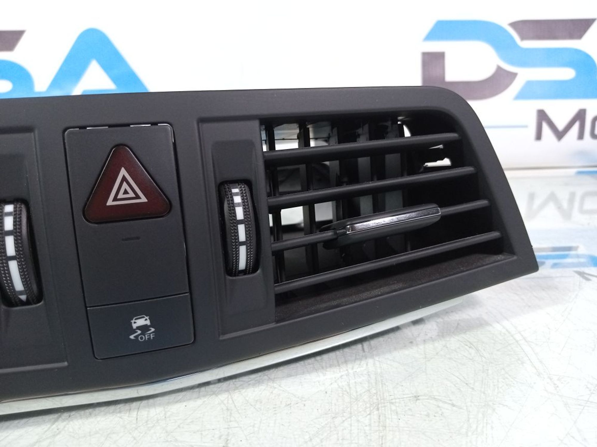 https://gcs.partsauto.market/rn-stockpro.appspot.com/thmbs/userImages/b7628e092085f1f91467af1afb6e7630/part/e9d746a7-648d-4908-8d16-5c926c985066_1742901773180.jpg