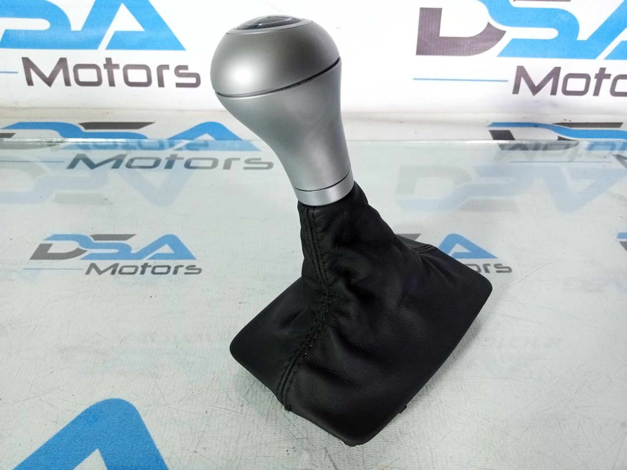 https://gcs.partsauto.market/rn-stockpro.appspot.com/thmbs/userImages/b7628e092085f1f91467af1afb6e7630/part/ea88b89f-638d-4729-93f1-929d77e8e6e0_1745408414085.jpg