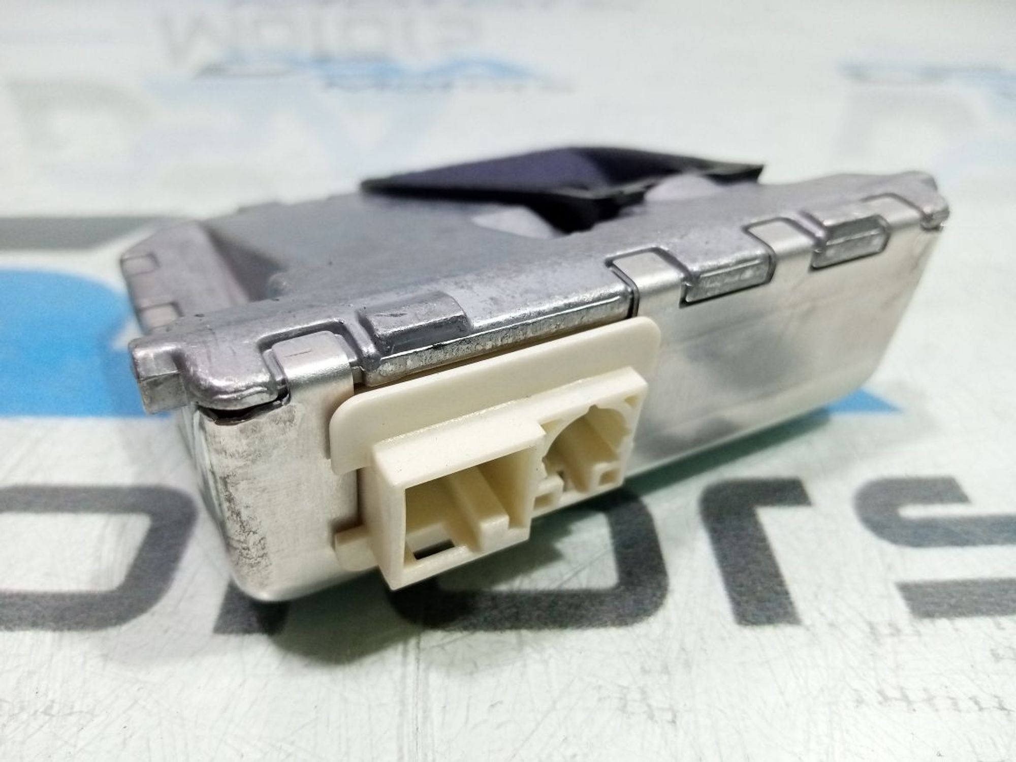 https://gcs.partsauto.market/rn-stockpro.appspot.com/thmbs/userImages/b7628e092085f1f91467af1afb6e7630/part/ea96ac60-875e-4825-9909-0d934ad76290_1748613507711.jpg