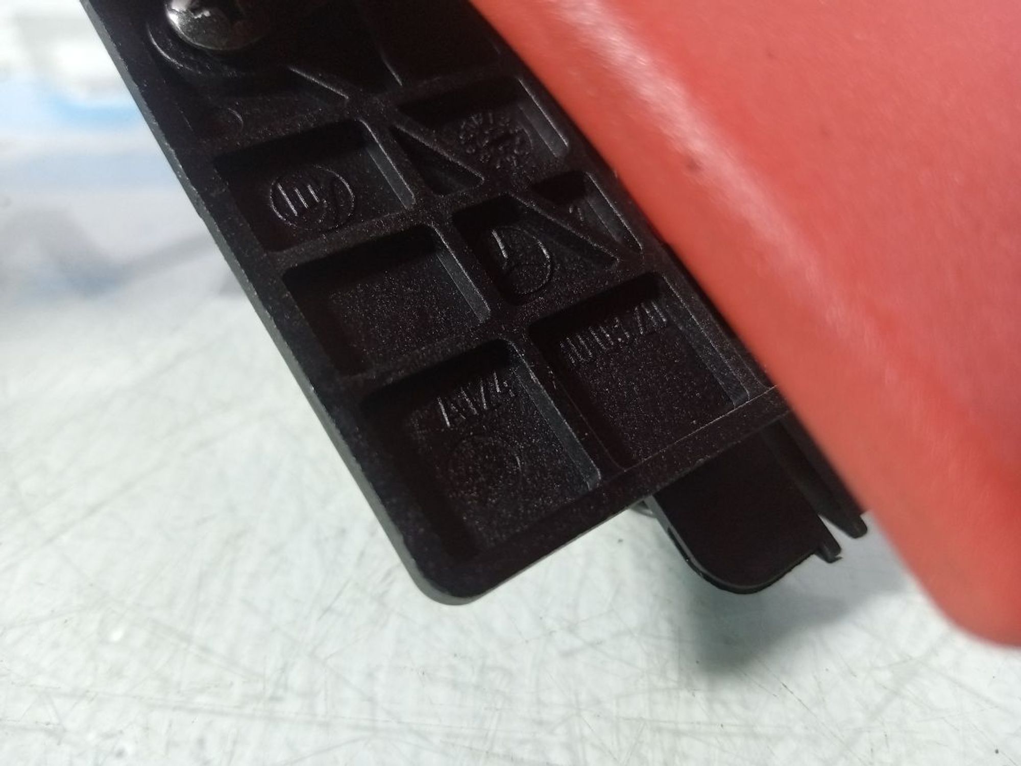 https://gcs.partsauto.market/rn-stockpro.appspot.com/thmbs/userImages/b7628e092085f1f91467af1afb6e7630/part/eb3a5f2d-5a0d-4d11-bdd9-ce30a795e6eb_1744639947035.jpg