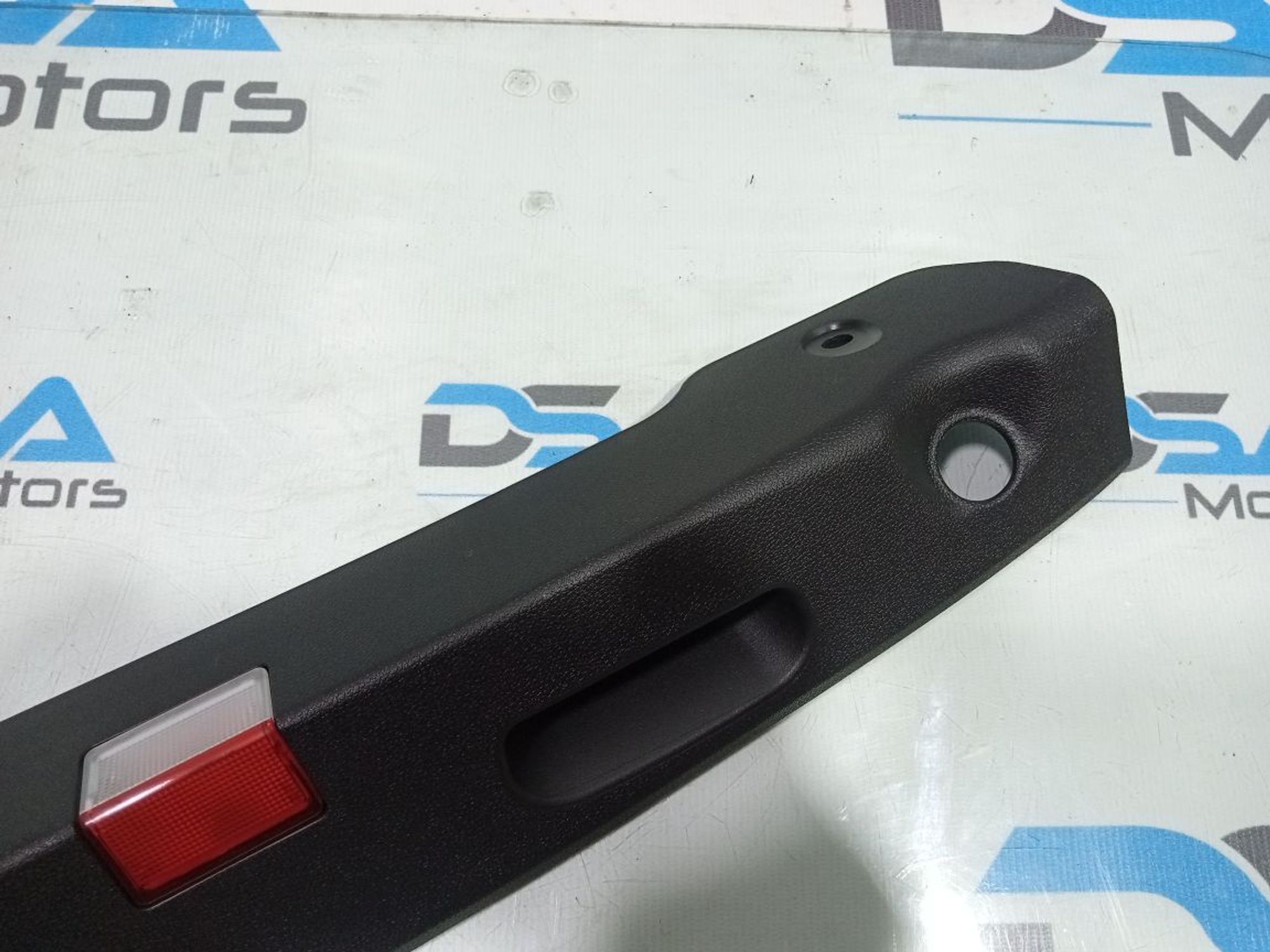 https://gcs.partsauto.market/rn-stockpro.appspot.com/thmbs/userImages/b7628e092085f1f91467af1afb6e7630/part/ecfdf7b8-b64c-4c29-a997-9a97b86da6e6_1748615638598.jpg