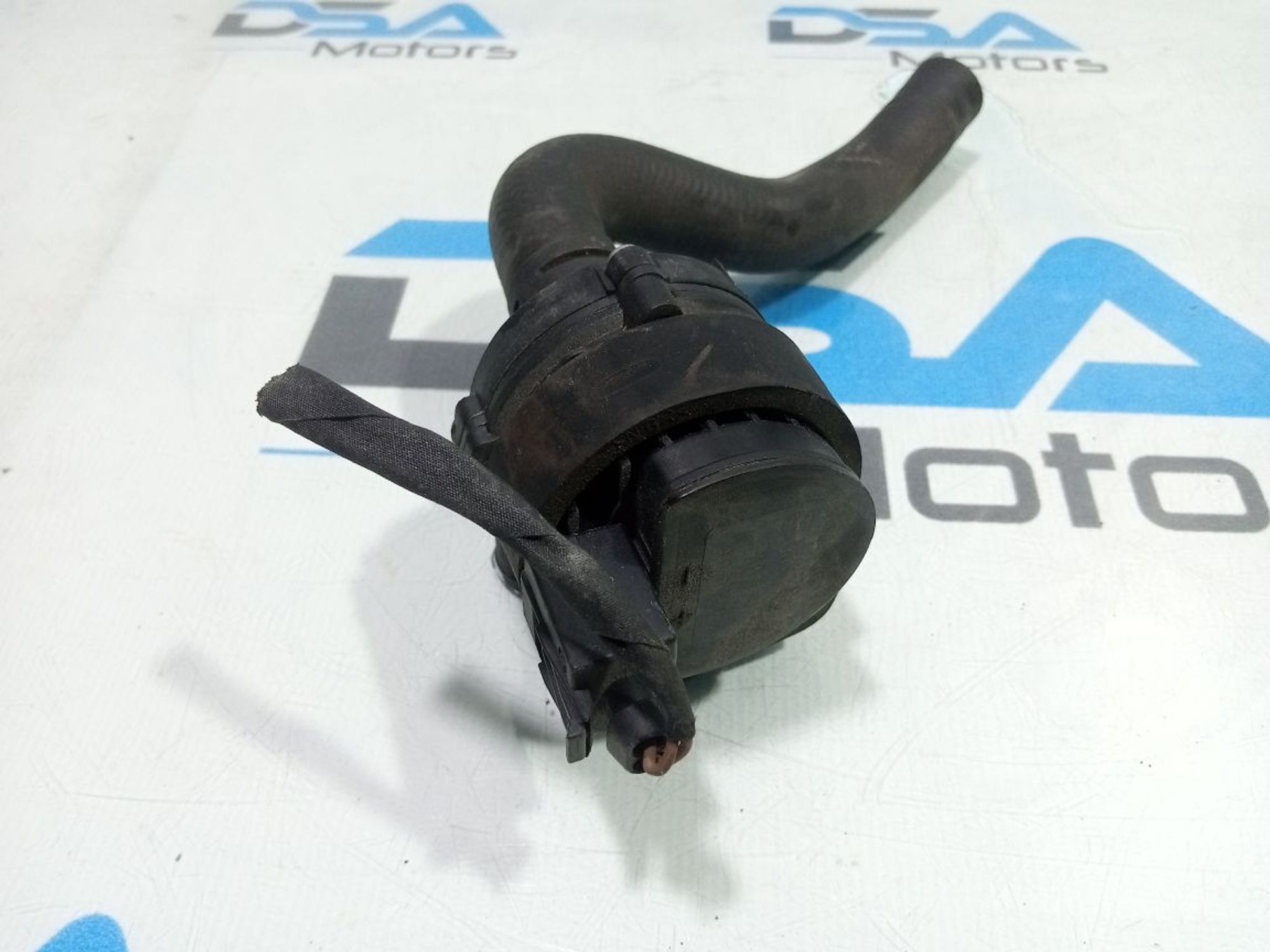 https://gcs.partsauto.market/rn-stockpro.appspot.com/thmbs/userImages/b7628e092085f1f91467af1afb6e7630/part/edac6796-37bf-4081-8c50-63f5aa3875f8_1748281729221.jpg