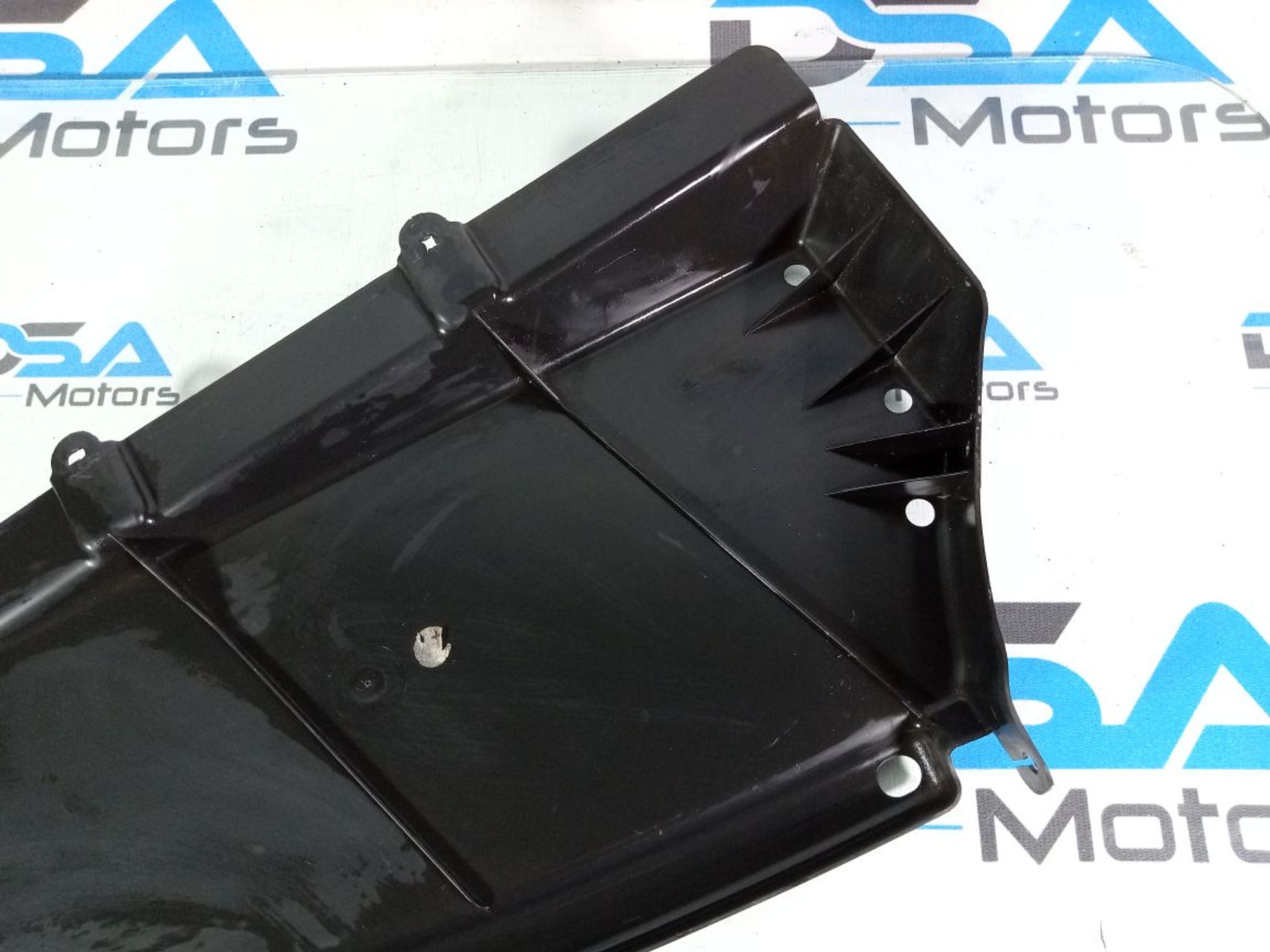 https://gcs.partsauto.market/rn-stockpro.appspot.com/thmbs/userImages/b7628e092085f1f91467af1afb6e7630/part/efda1021-4cad-4da5-857e-d7cd2e1afc9f_1747114629174.jpg
