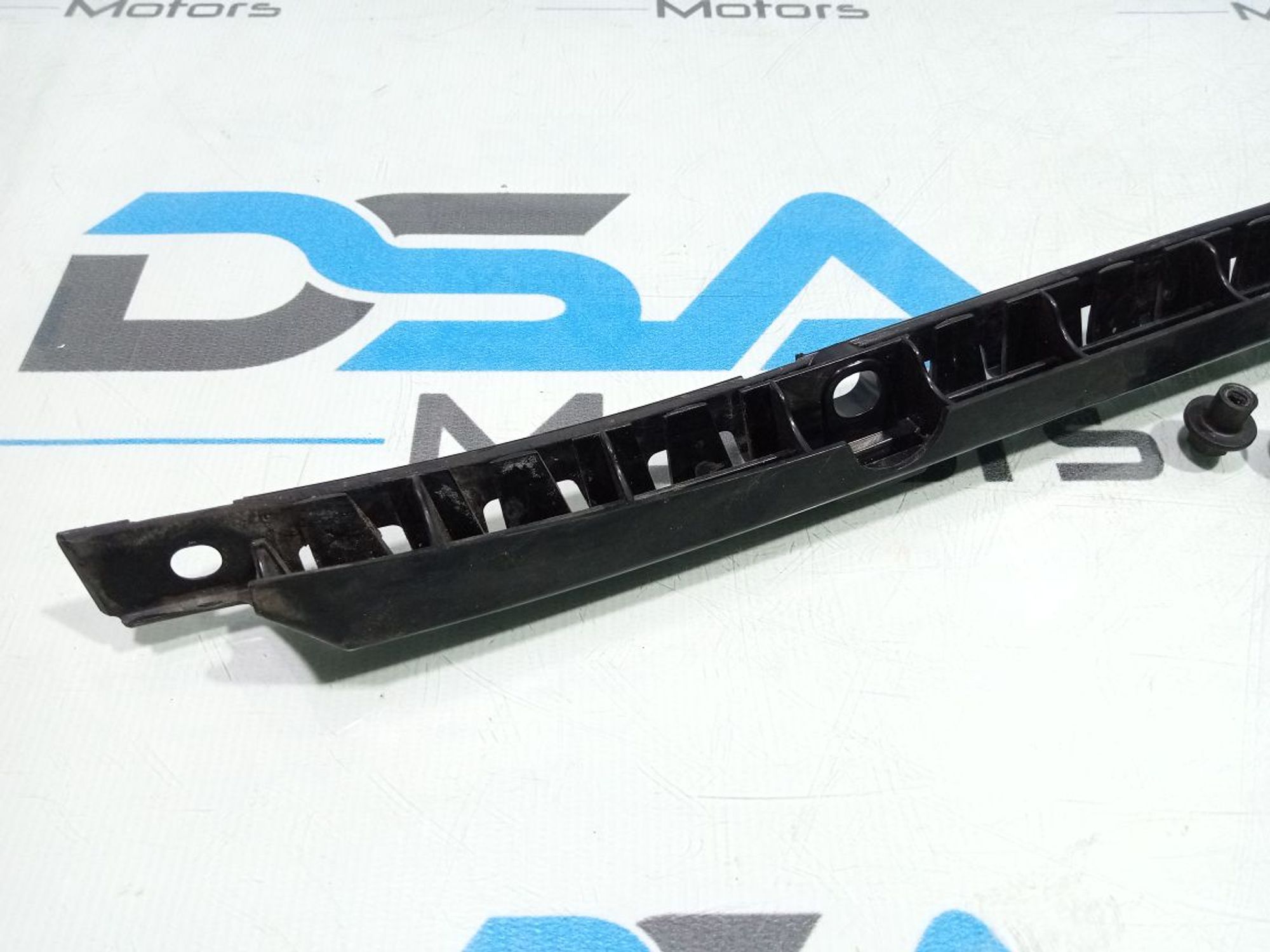https://gcs.partsauto.market/rn-stockpro.appspot.com/thmbs/userImages/b7628e092085f1f91467af1afb6e7630/part/f07a6b9e-ba83-4a7b-a087-77394e301cde_1748107083977.jpg