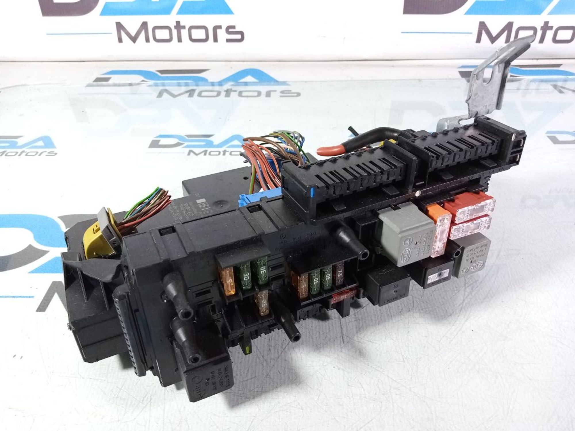 https://gcs.partsauto.market/rn-stockpro.appspot.com/thmbs/userImages/b7628e092085f1f91467af1afb6e7630/part/f0da4041-bf6c-4ac2-8576-35b591ea0ce6_1747024053337.jpg