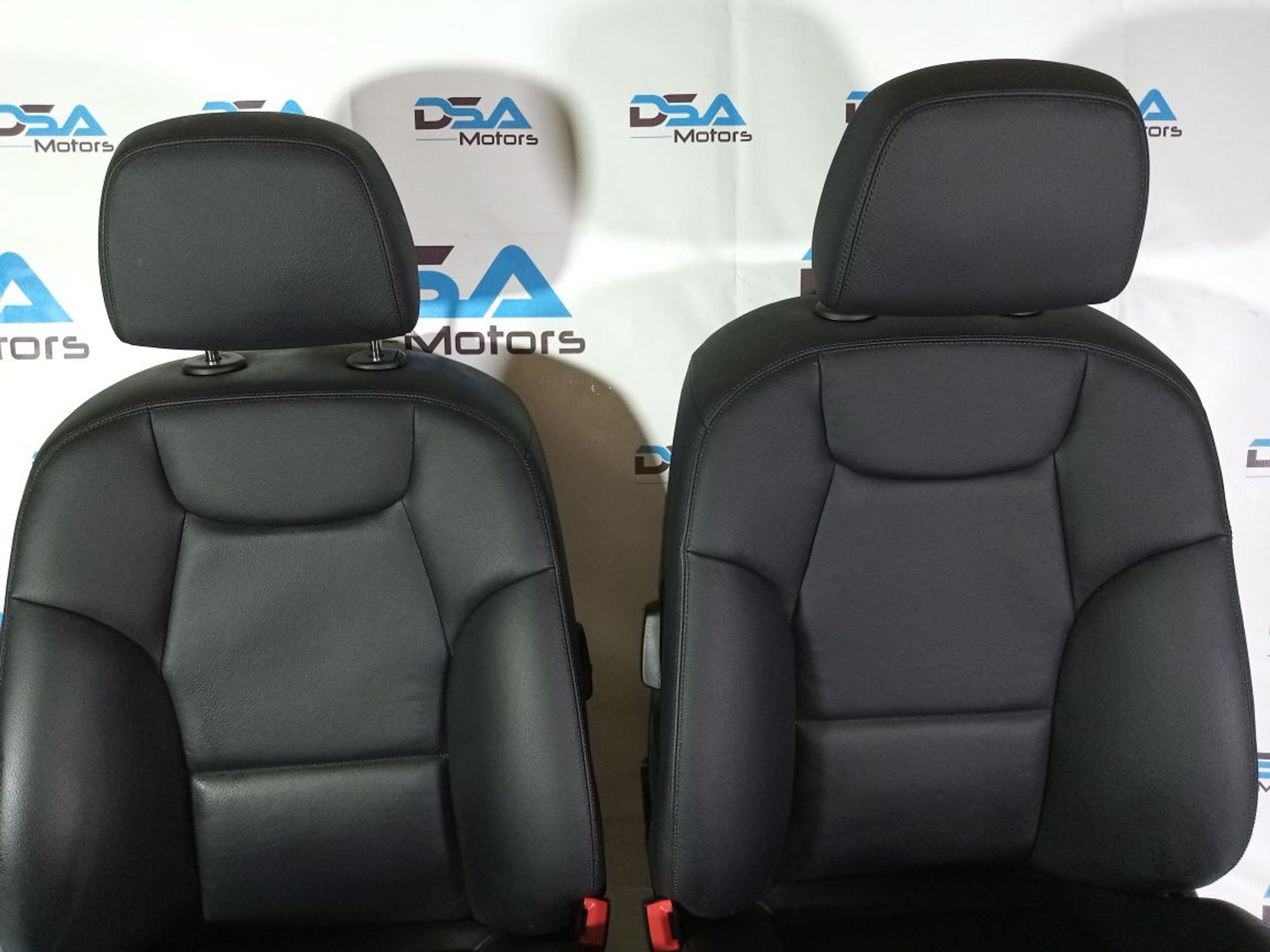 https://gcs.partsauto.market/rn-stockpro.appspot.com/thmbs/userImages/b7628e092085f1f91467af1afb6e7630/part/f1559a29-fdda-4740-a764-c3cfde571804_1745593850875.jpg