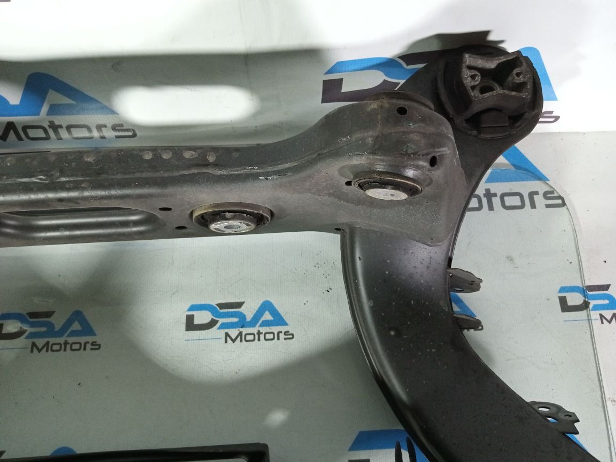 https://gcs.partsauto.market/rn-stockpro.appspot.com/thmbs/userImages/b7628e092085f1f91467af1afb6e7630/part/f222a429-5621-42b7-81ee-cc4819ed8c7b_1747121865105.jpg