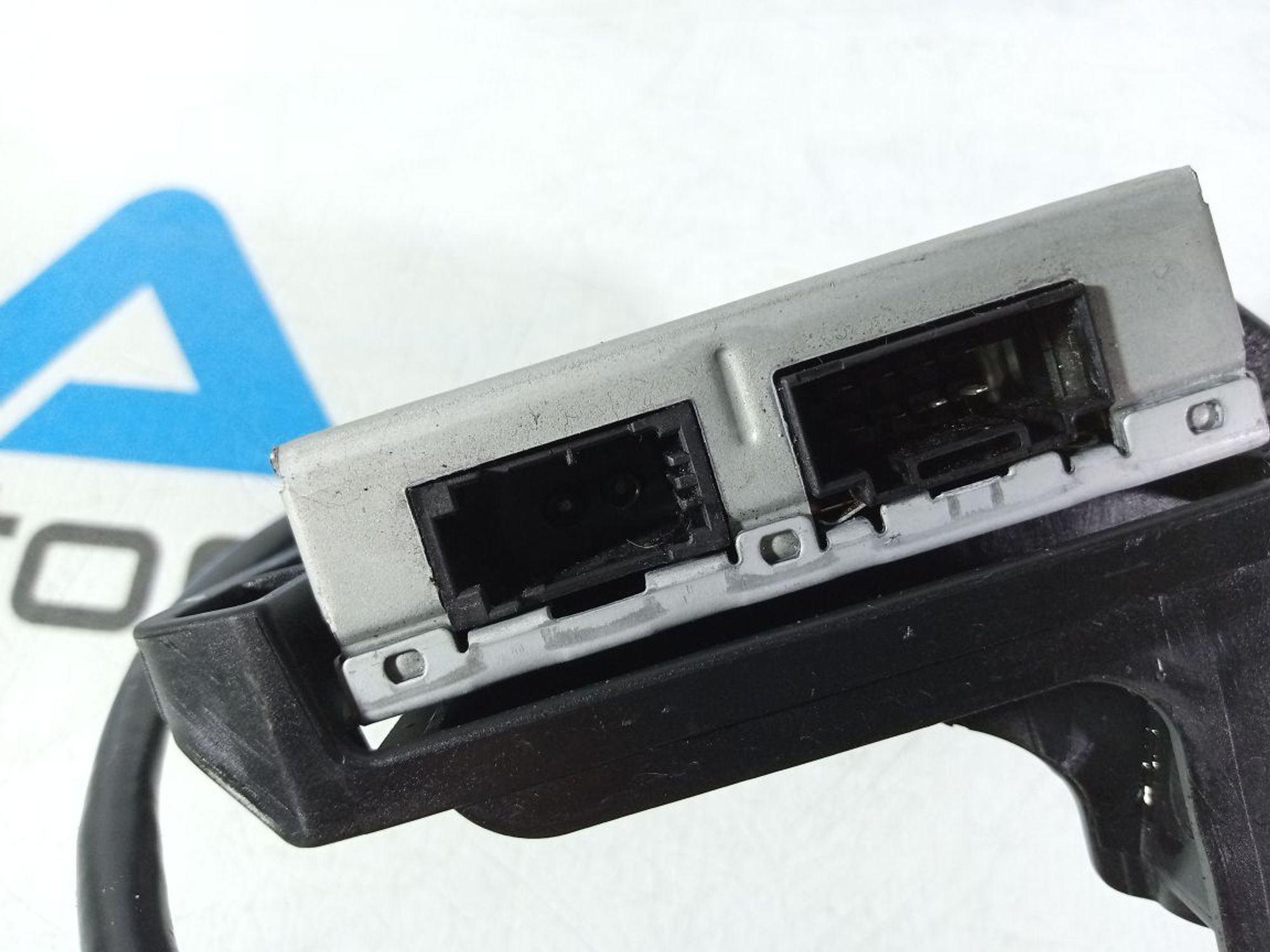 https://gcs.partsauto.market/rn-stockpro.appspot.com/thmbs/userImages/b7628e092085f1f91467af1afb6e7630/part/f285b2fc-2d6c-454a-b5b3-3b19e7aa2d76_1747024256772.jpg