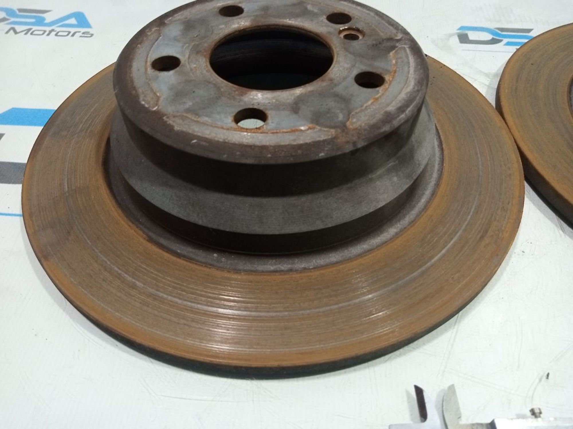 https://gcs.partsauto.market/rn-stockpro.appspot.com/thmbs/userImages/b7628e092085f1f91467af1afb6e7630/part/f33a4cf9-b8ed-4d75-97ee-90d1fd50440f_1747896400930.jpg
