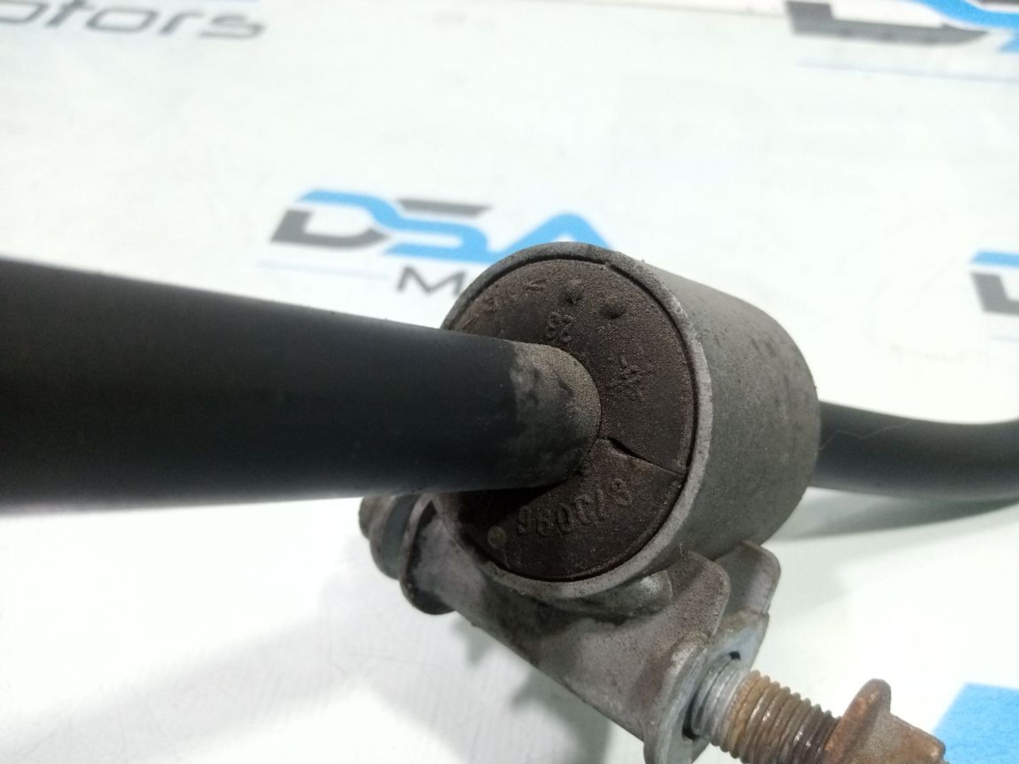 https://gcs.partsauto.market/rn-stockpro.appspot.com/thmbs/userImages/b7628e092085f1f91467af1afb6e7630/part/f3bc6b48-c7fd-4265-b689-36a7a0074044_1748847668841.jpg