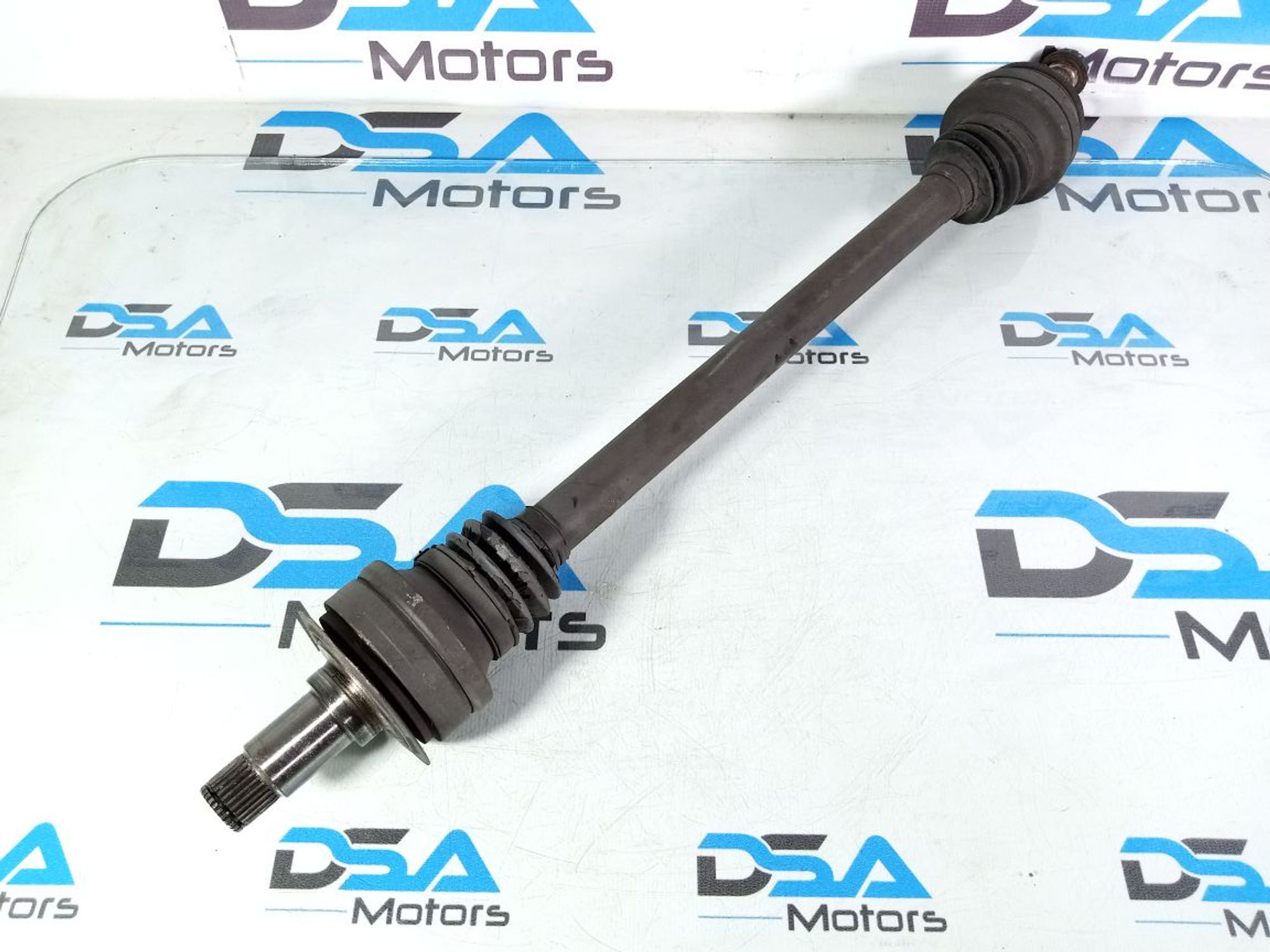 https://gcs.partsauto.market/rn-stockpro.appspot.com/thmbs/userImages/b7628e092085f1f91467af1afb6e7630/part/f3c7d6e0-cb78-4b6c-a04d-f845343b7c31_1747114654825.jpg