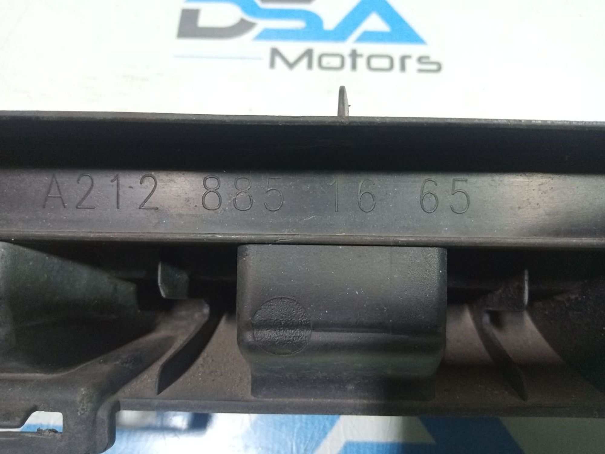 https://gcs.partsauto.market/rn-stockpro.appspot.com/thmbs/userImages/b7628e092085f1f91467af1afb6e7630/part/f3fadce9-d4a1-427d-92a6-80b021b78794_1748894890950.jpg