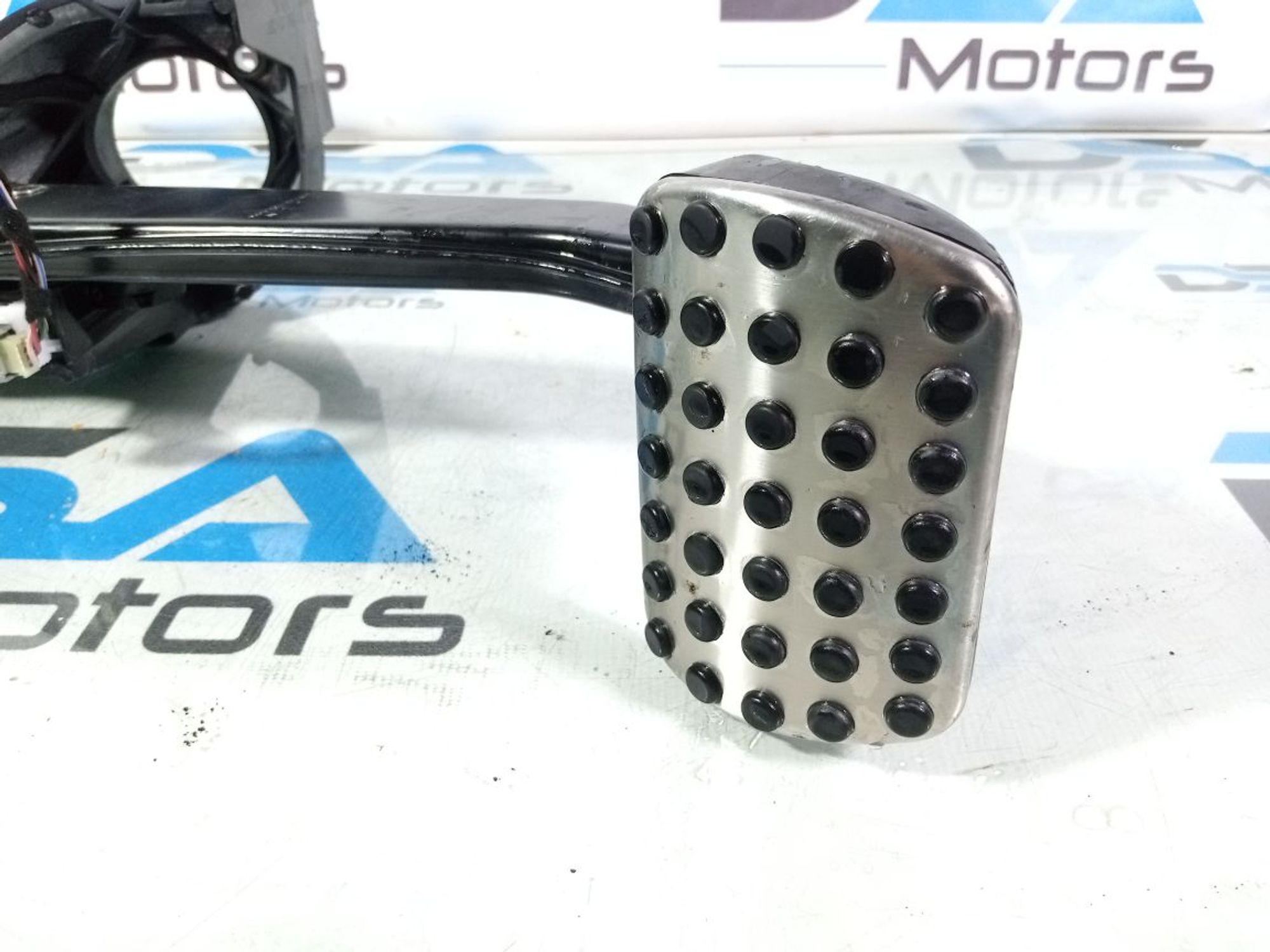 https://gcs.partsauto.market/rn-stockpro.appspot.com/thmbs/userImages/b7628e092085f1f91467af1afb6e7630/part/f4040742-3f03-4f55-827b-a732205cf46e_1742912179478.jpg