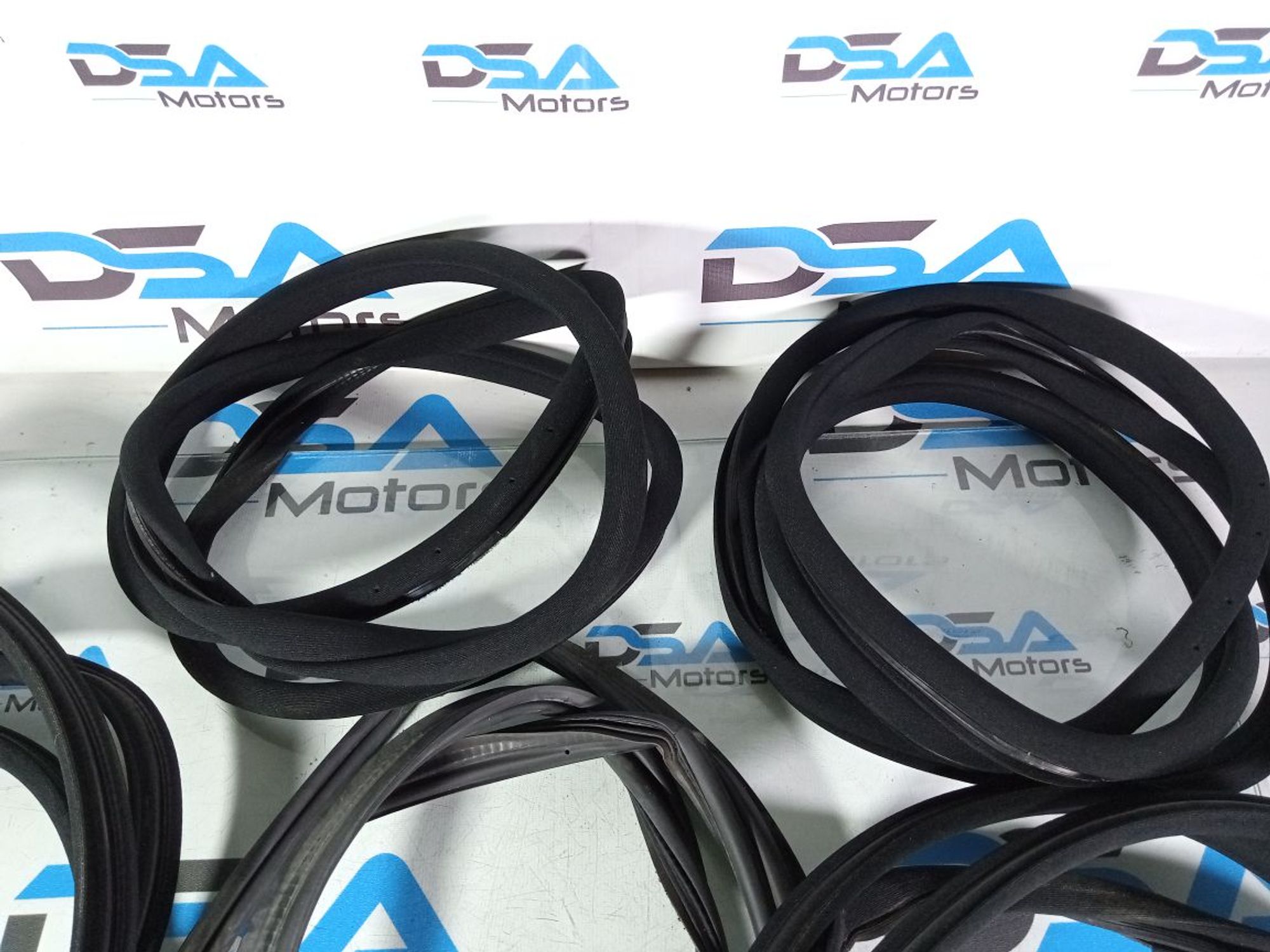 https://gcs.partsauto.market/rn-stockpro.appspot.com/thmbs/userImages/b7628e092085f1f91467af1afb6e7630/part/f4661300-5f2b-443e-9e42-a27a6619ba9a_1745404035253.jpg