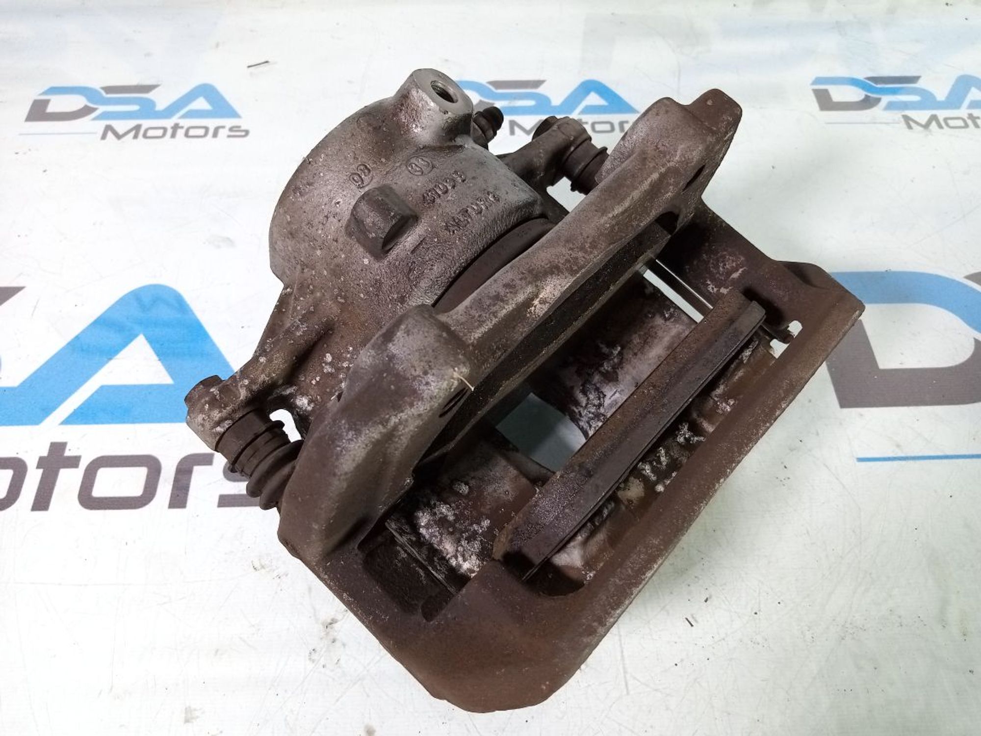 https://gcs.partsauto.market/rn-stockpro.appspot.com/thmbs/userImages/b7628e092085f1f91467af1afb6e7630/part/f506369b-9a7d-4807-989b-643c28b0c95d_1735288847523.jpg