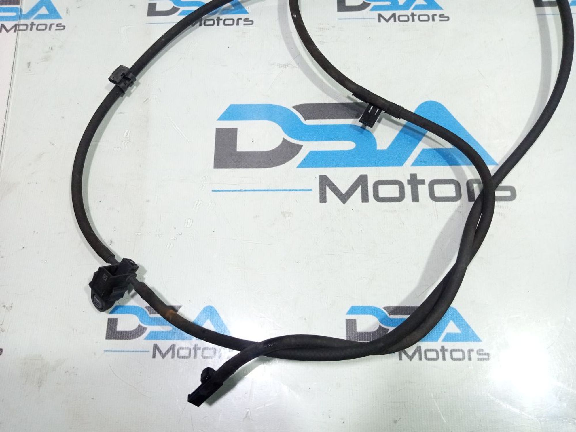 https://gcs.partsauto.market/rn-stockpro.appspot.com/thmbs/userImages/b7628e092085f1f91467af1afb6e7630/part/f540201d-86b8-44fb-9330-848862a53655_1748864056030.jpg