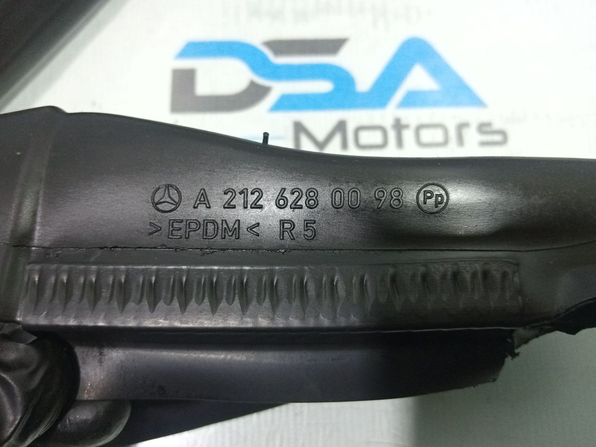 https://gcs.partsauto.market/rn-stockpro.appspot.com/thmbs/userImages/b7628e092085f1f91467af1afb6e7630/part/f5d8e1a5-c5fa-40fb-9665-1d36f0f86c7e_1747848952493.jpg