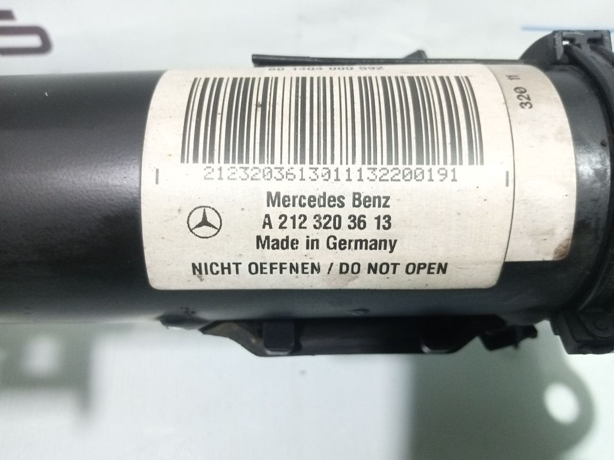 https://gcs.partsauto.market/rn-stockpro.appspot.com/thmbs/userImages/b7628e092085f1f91467af1afb6e7630/part/f5e8ec1d-43d0-462a-a721-f1b96eae4169_1748282669487.jpg