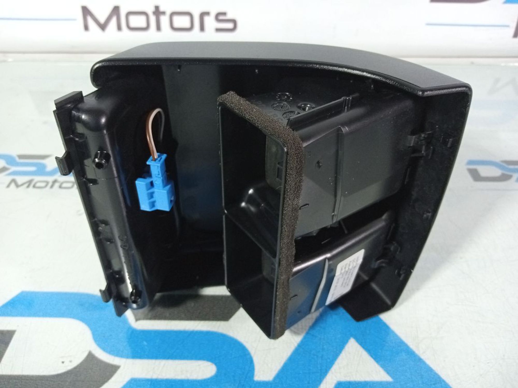 https://gcs.partsauto.market/rn-stockpro.appspot.com/thmbs/userImages/b7628e092085f1f91467af1afb6e7630/part/f6353543-9000-43cd-9b32-52fbe12f0b4c_1747718140437.jpg