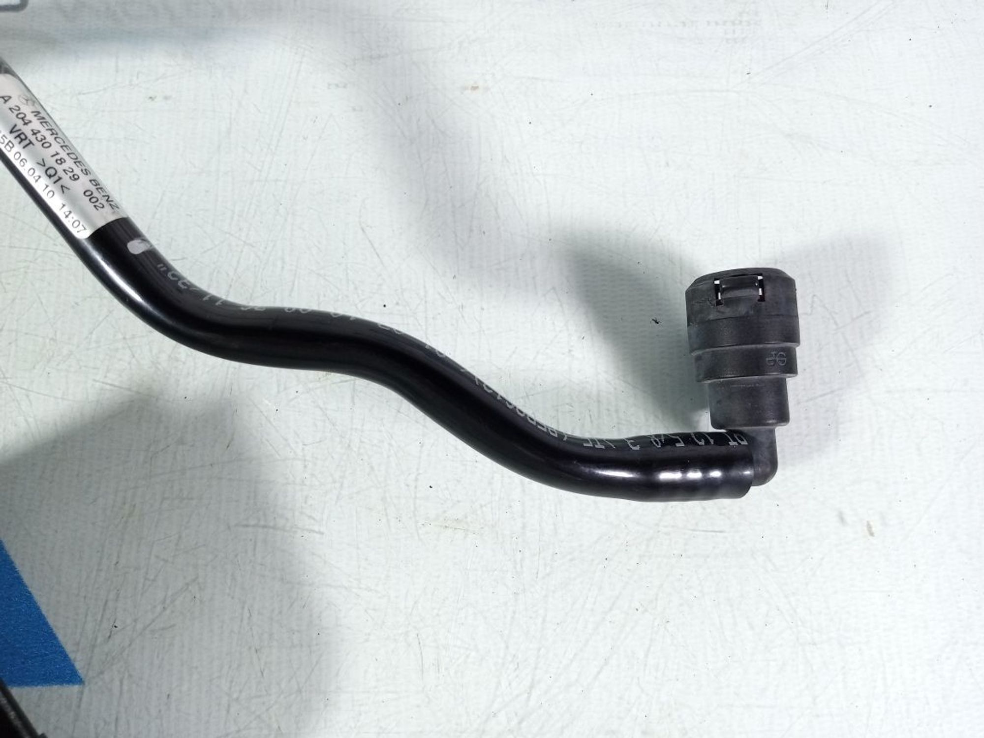 https://gcs.partsauto.market/rn-stockpro.appspot.com/thmbs/userImages/b7628e092085f1f91467af1afb6e7630/part/f6513c1d-dc08-4690-86e8-820fee0b616a_1746542698955.jpg