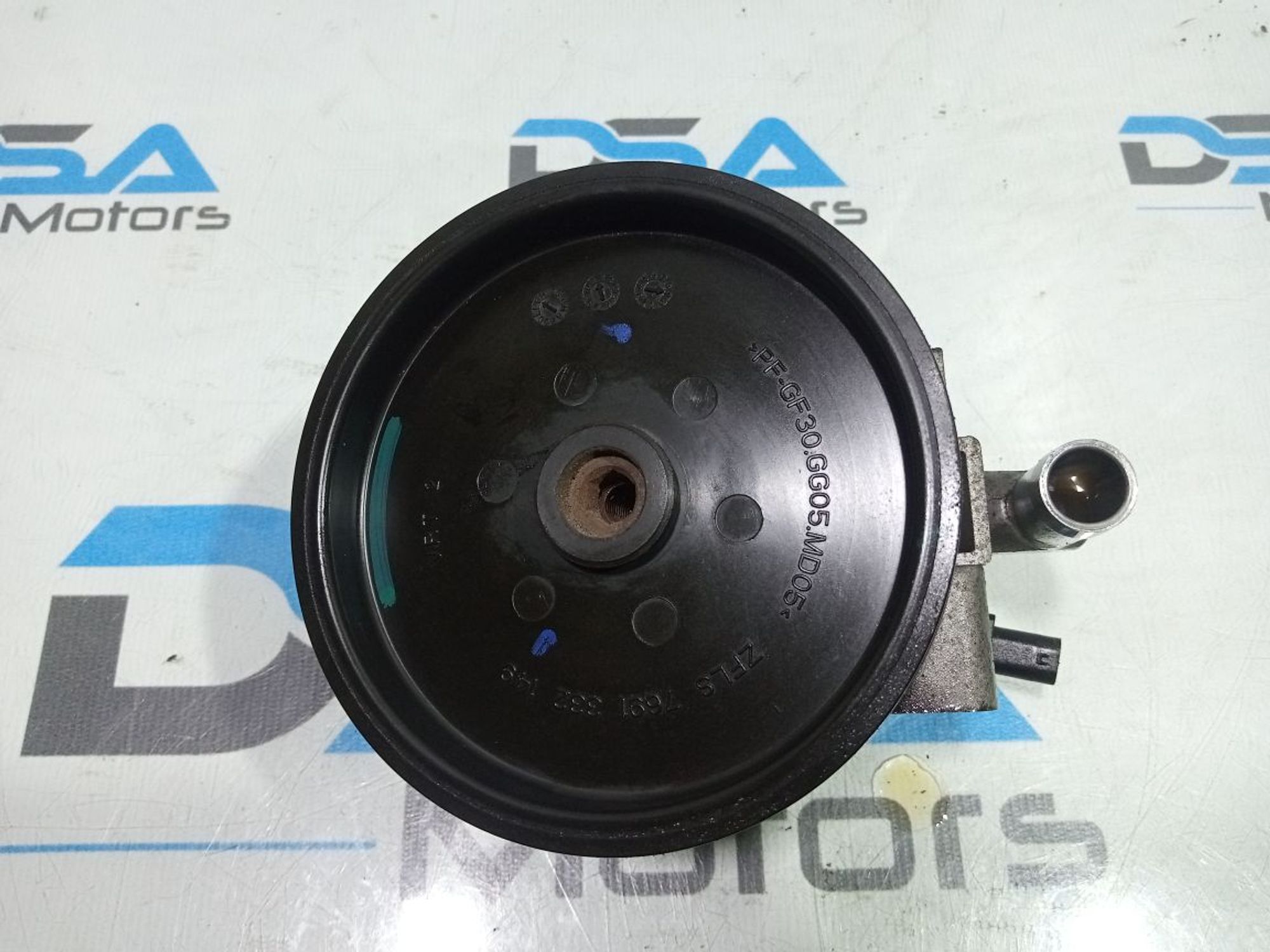 https://gcs.partsauto.market/rn-stockpro.appspot.com/thmbs/userImages/b7628e092085f1f91467af1afb6e7630/part/f6631885-a1dd-49b5-a308-9066d1fe1979_1748621176099.jpg