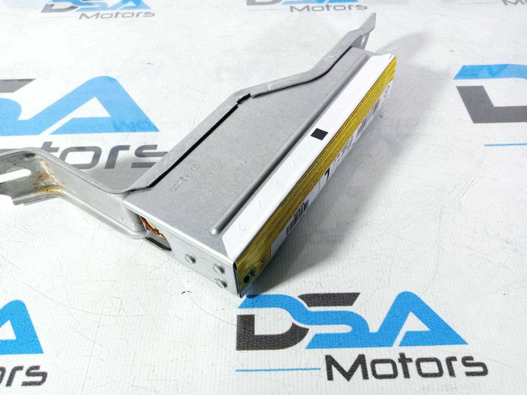https://gcs.partsauto.market/rn-stockpro.appspot.com/thmbs/userImages/b7628e092085f1f91467af1afb6e7630/part/f6e9713b-0e98-4d71-ac8d-7986baaa7373_1745909420089.jpg