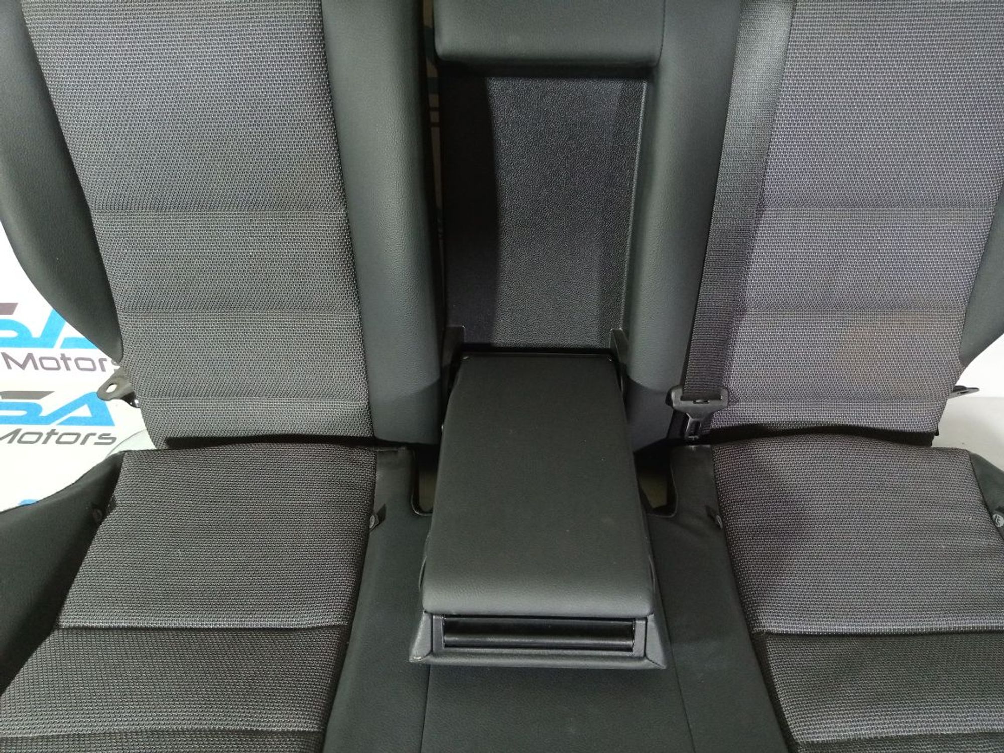 https://gcs.partsauto.market/rn-stockpro.appspot.com/thmbs/userImages/b7628e092085f1f91467af1afb6e7630/part/f7166c89-54f0-4823-8e42-393776fe2de1_1747212604800.jpg