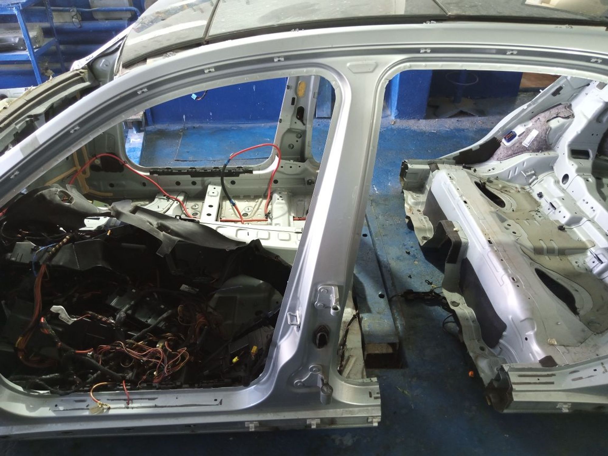 https://gcs.partsauto.market/rn-stockpro.appspot.com/thmbs/userImages/b7628e092085f1f91467af1afb6e7630/part/f7cd8cd4-34dc-44dc-8bc5-8c8e9bbaffe9_1747740798204.jpg