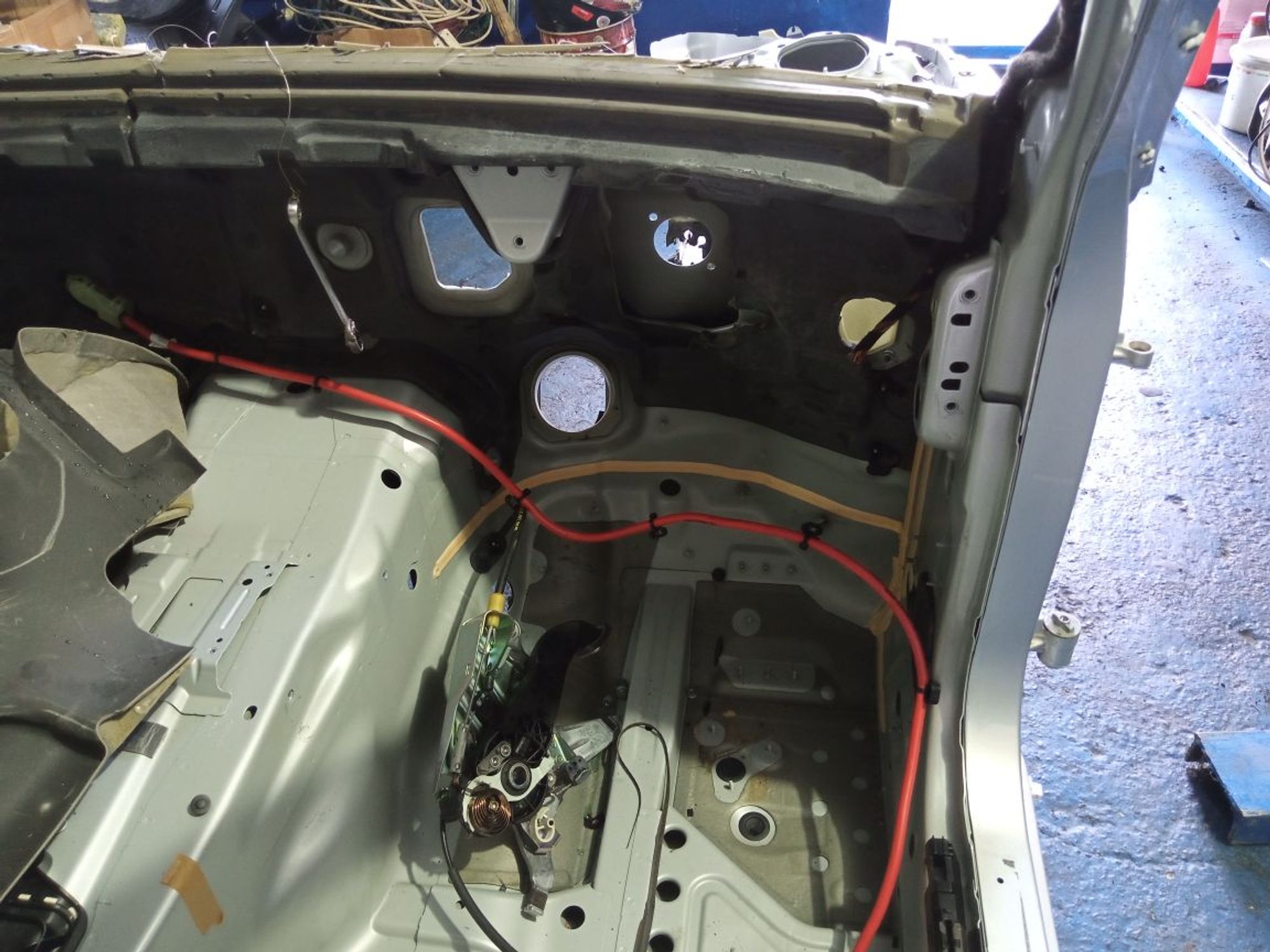 https://gcs.partsauto.market/rn-stockpro.appspot.com/thmbs/userImages/b7628e092085f1f91467af1afb6e7630/part/f7d8d728-5299-429a-a095-b97d84e95b2c_1747740756962.jpg