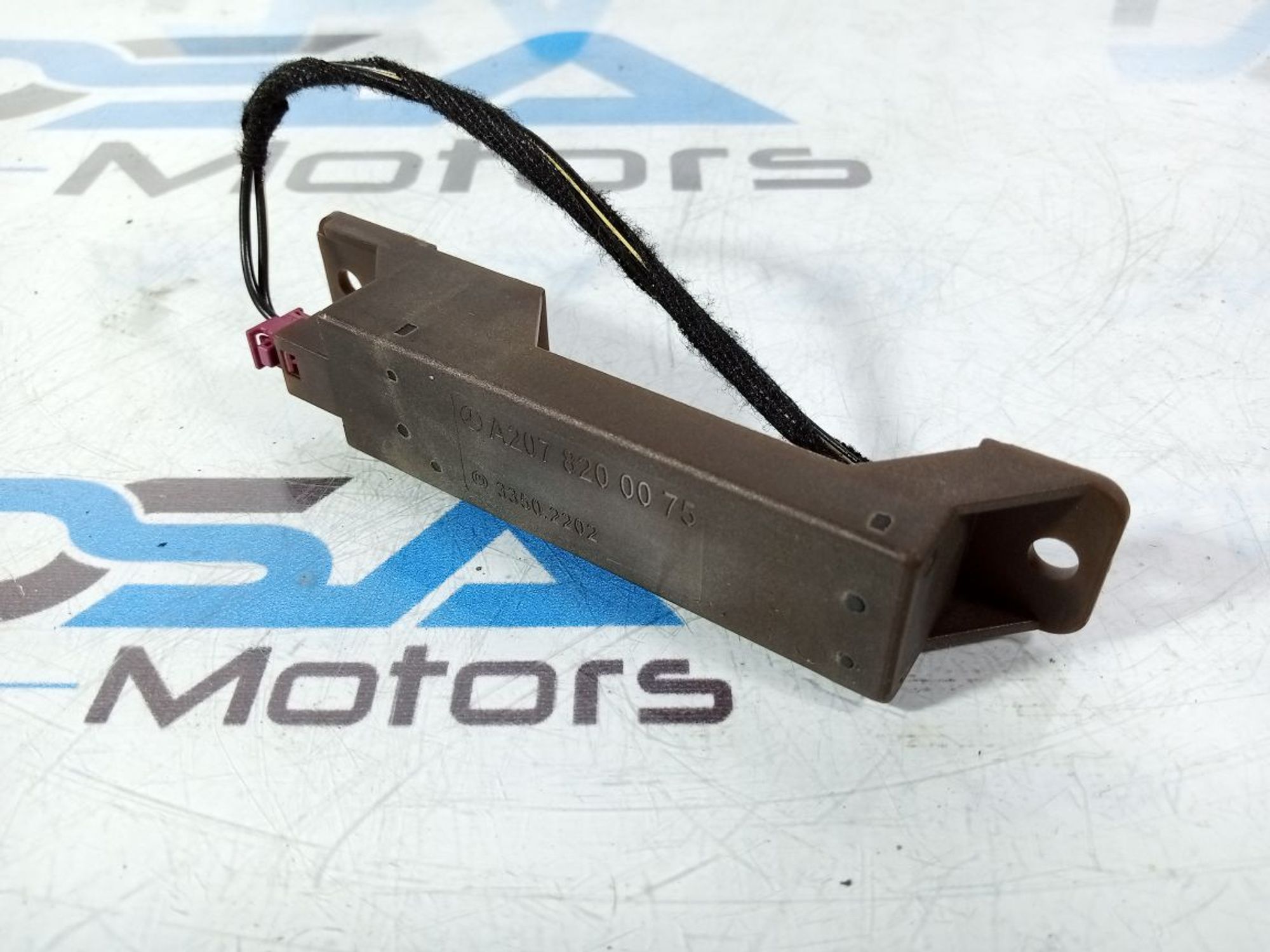 https://gcs.partsauto.market/rn-stockpro.appspot.com/thmbs/userImages/b7628e092085f1f91467af1afb6e7630/part/f83e4d8d-ec67-4d1b-b1a4-f519ac4a3ebc_1737108502191.jpg