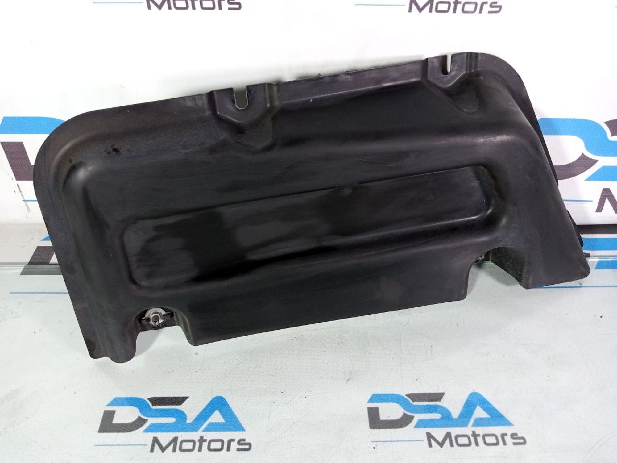 https://gcs.partsauto.market/rn-stockpro.appspot.com/thmbs/userImages/b7628e092085f1f91467af1afb6e7630/part/f9556153-c483-4ba8-95cb-e63f317d0680_1747114612381.jpg