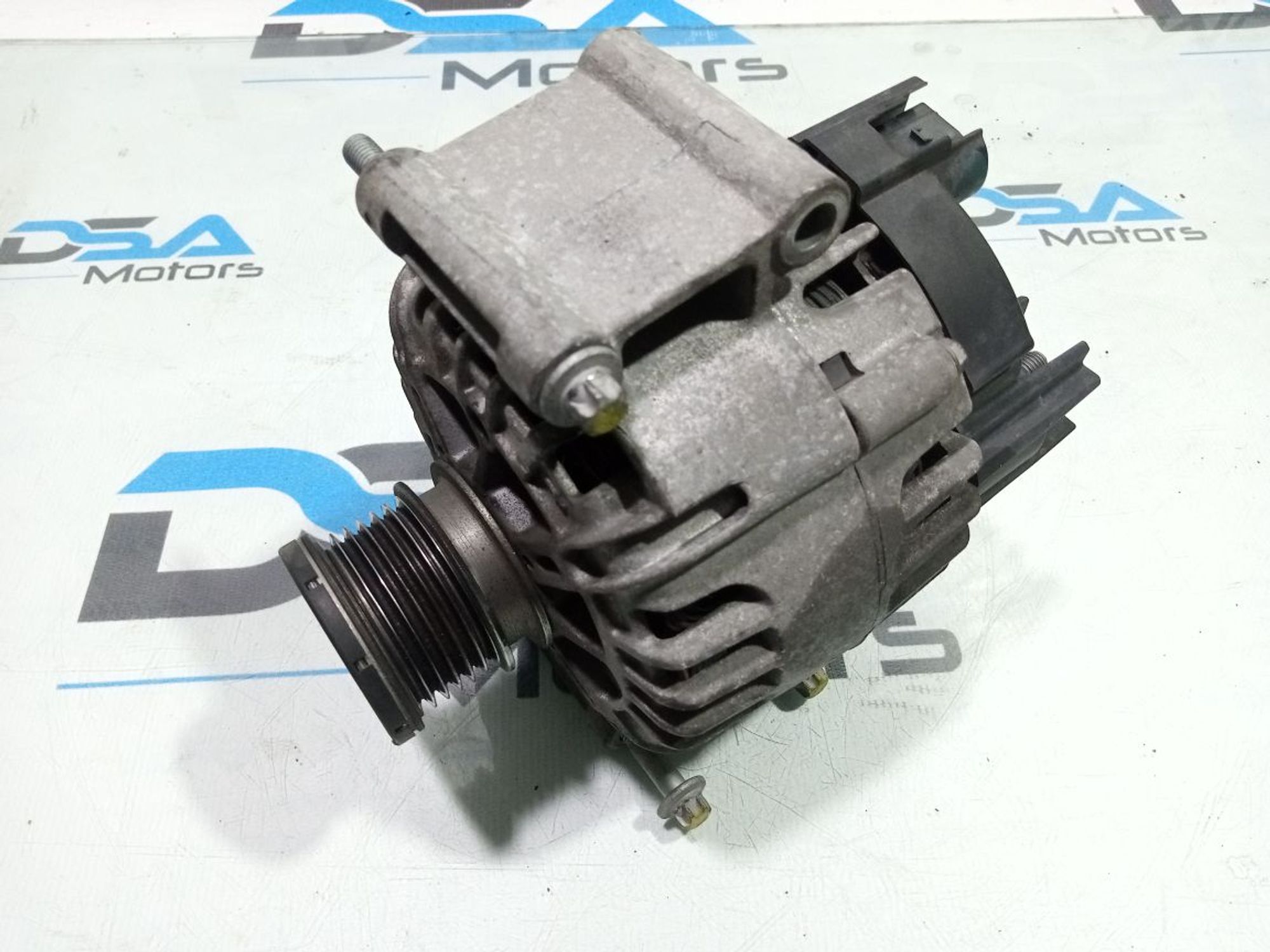 https://gcs.partsauto.market/rn-stockpro.appspot.com/thmbs/userImages/b7628e092085f1f91467af1afb6e7630/part/f96f1791-30c8-442c-a2ec-7472d617d114_1748620887622.jpg