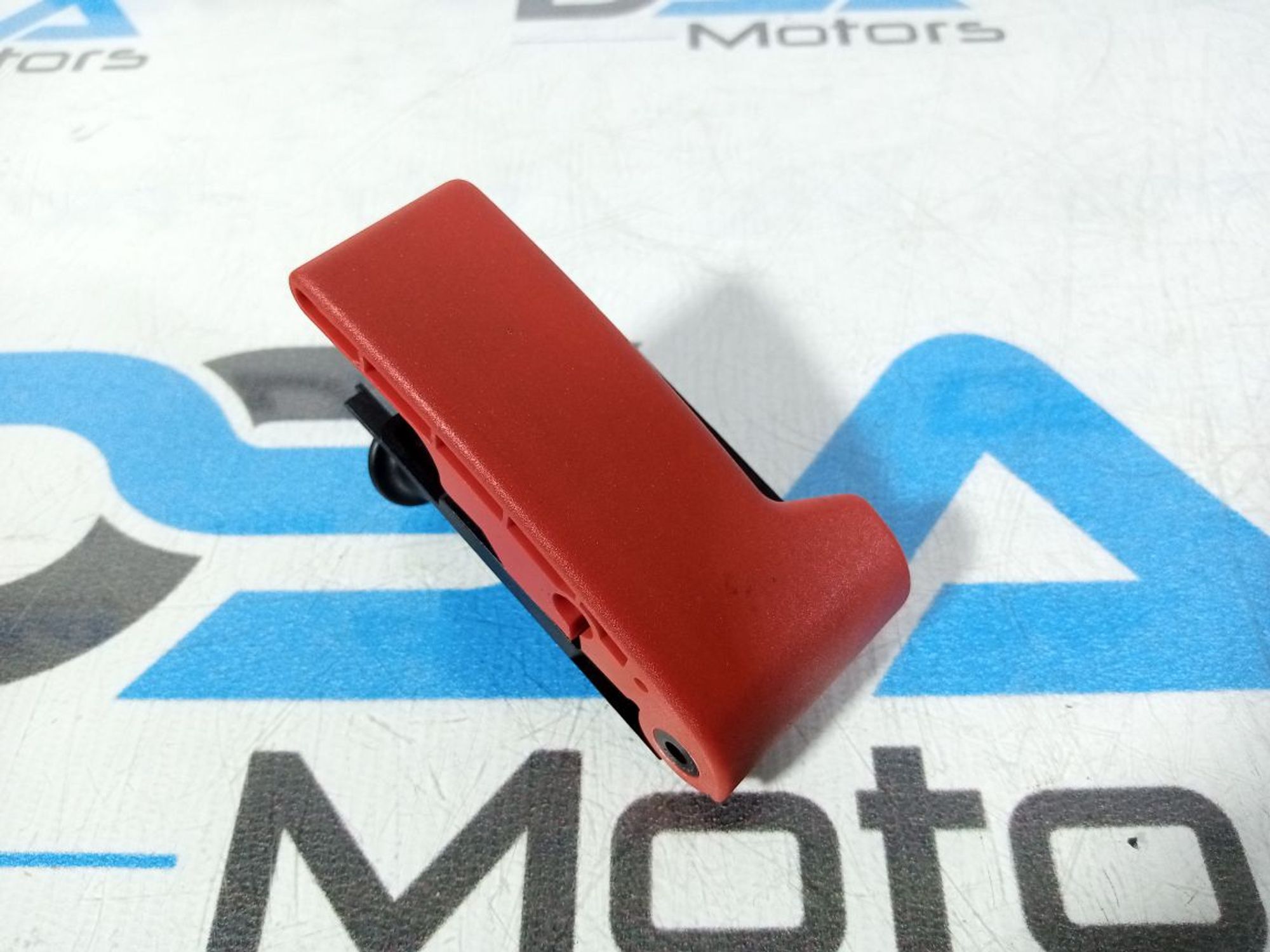 https://gcs.partsauto.market/rn-stockpro.appspot.com/thmbs/userImages/b7628e092085f1f91467af1afb6e7630/part/f975b327-cc3e-4cc8-9b59-3b3d2728eb74_1747719321402.jpg