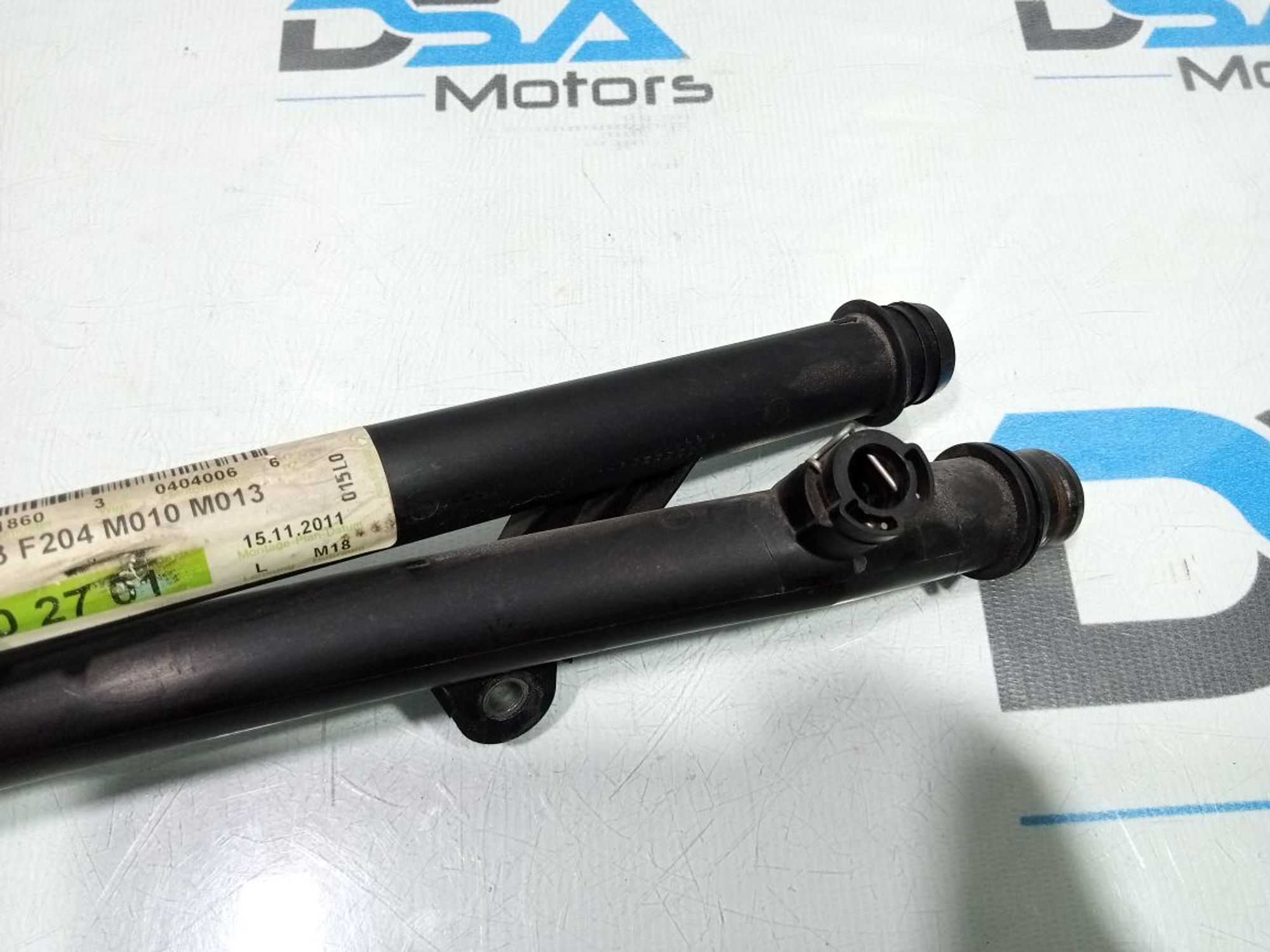 https://gcs.partsauto.market/rn-stockpro.appspot.com/thmbs/userImages/b7628e092085f1f91467af1afb6e7630/part/fa54371b-7a73-4d60-8df1-00e9d63fa09f_1748163567589.jpg