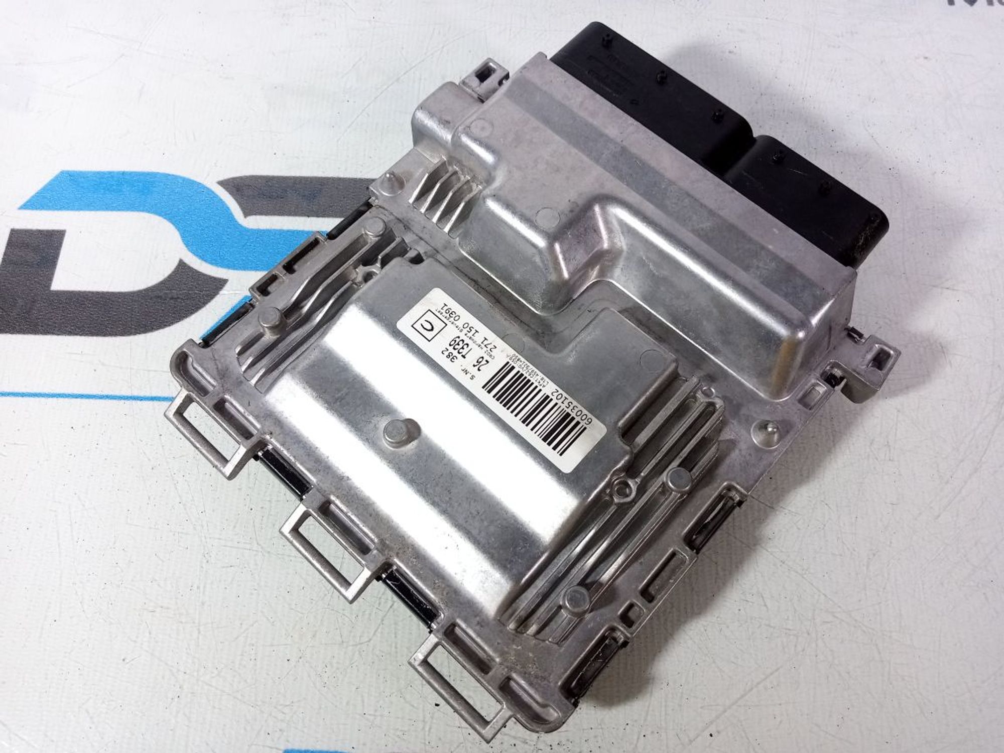https://gcs.partsauto.market/rn-stockpro.appspot.com/thmbs/userImages/b7628e092085f1f91467af1afb6e7630/part/fae8eaff-6bd9-4293-9da7-495036852b18_1746167459350.jpg