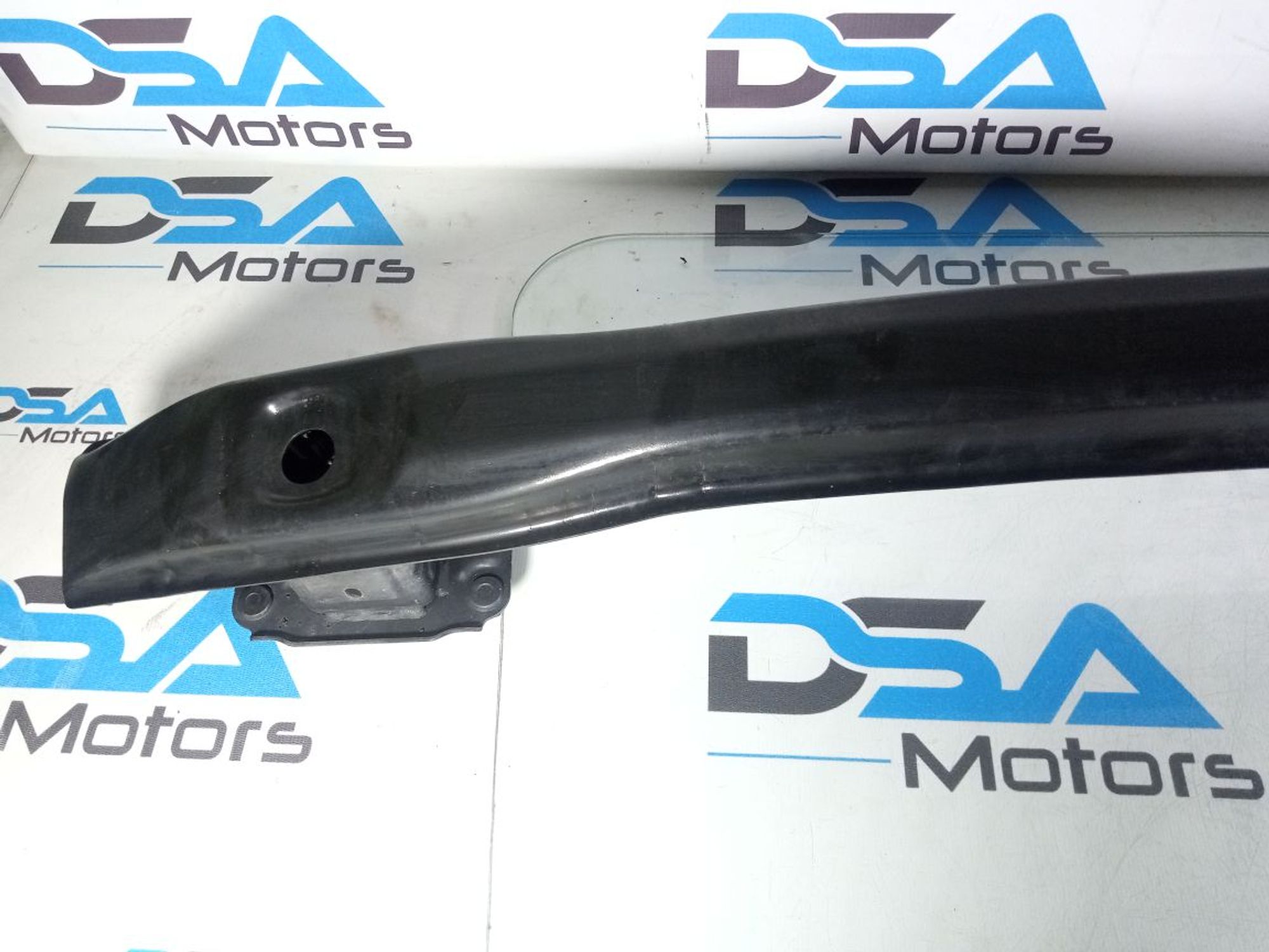 https://gcs.partsauto.market/rn-stockpro.appspot.com/thmbs/userImages/b7628e092085f1f91467af1afb6e7630/part/fb0f9f2e-3bf2-48af-acbe-ffb6743b80be_1747058619155.jpg