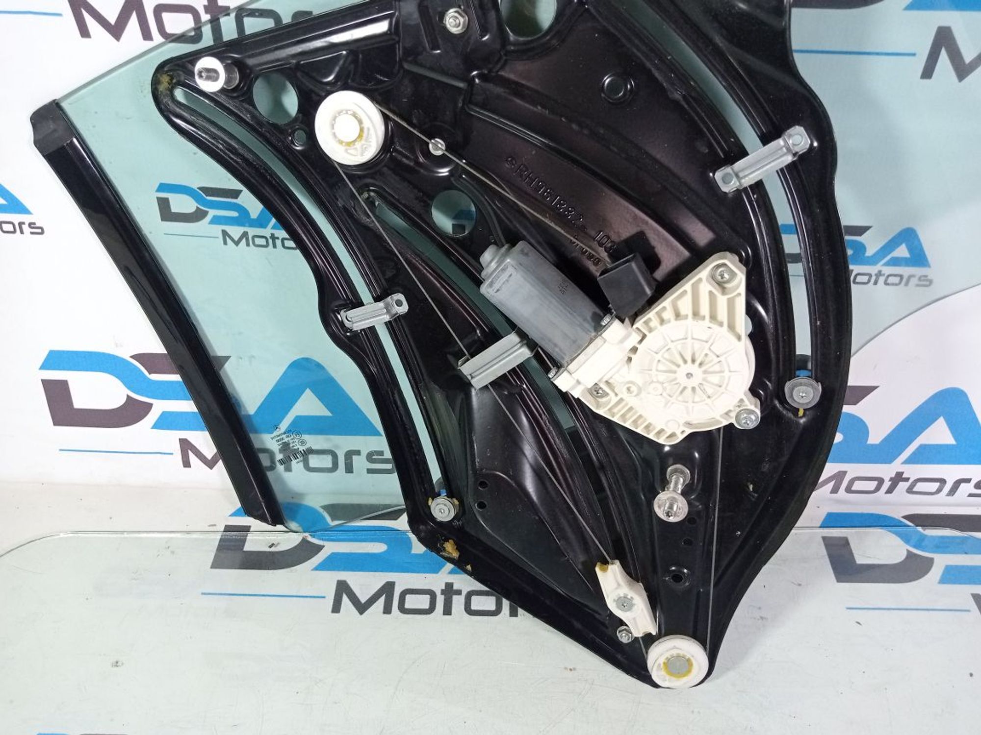 https://gcs.partsauto.market/rn-stockpro.appspot.com/thmbs/userImages/b7628e092085f1f91467af1afb6e7630/part/fb6e1ab4-3b42-420b-a639-aba8e3442cca_1743065509133.jpg