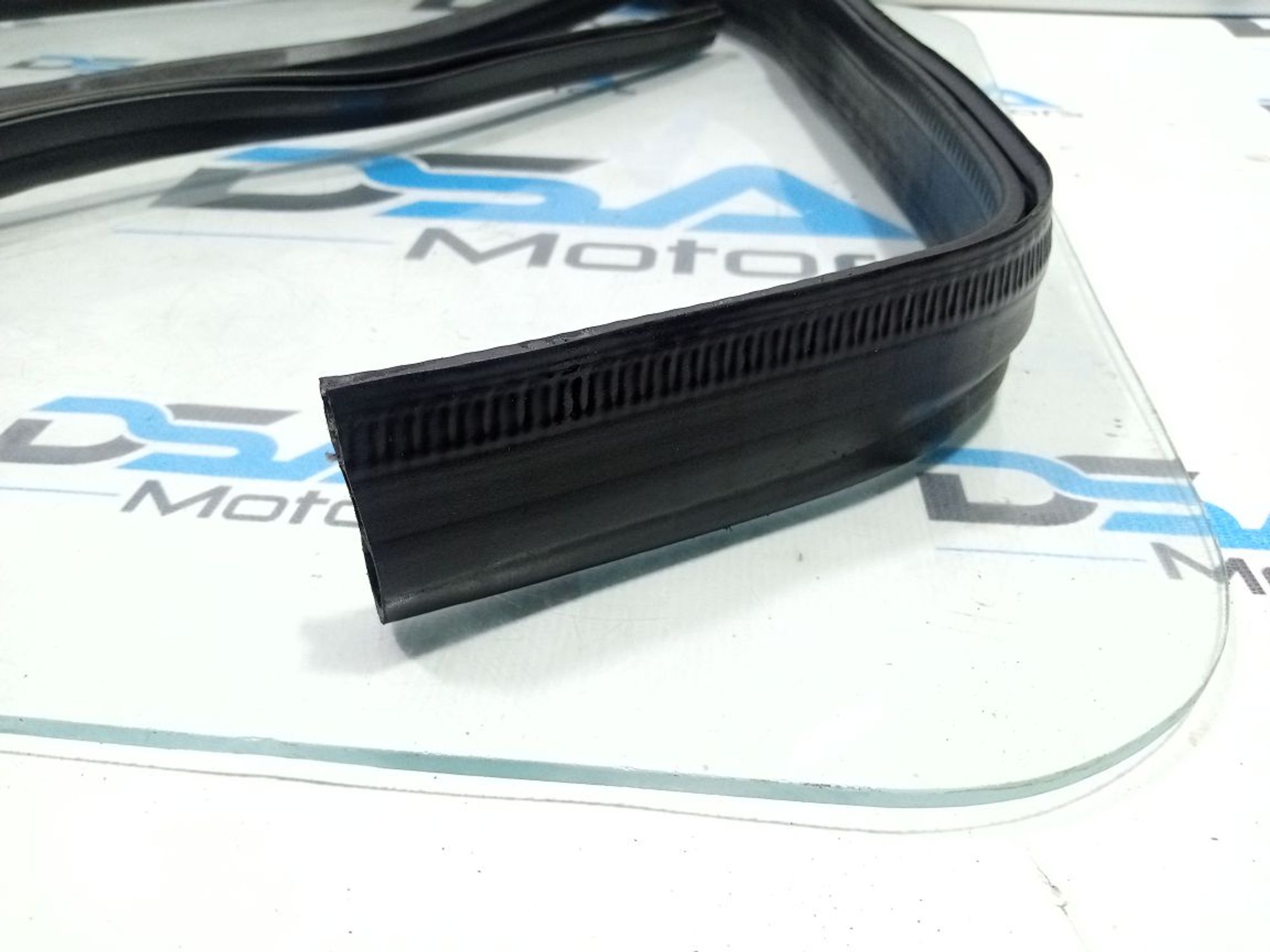 https://gcs.partsauto.market/rn-stockpro.appspot.com/thmbs/userImages/b7628e092085f1f91467af1afb6e7630/part/fbed798d-6dd3-4ae0-ab8d-420346e89abb_1747848879570.jpg