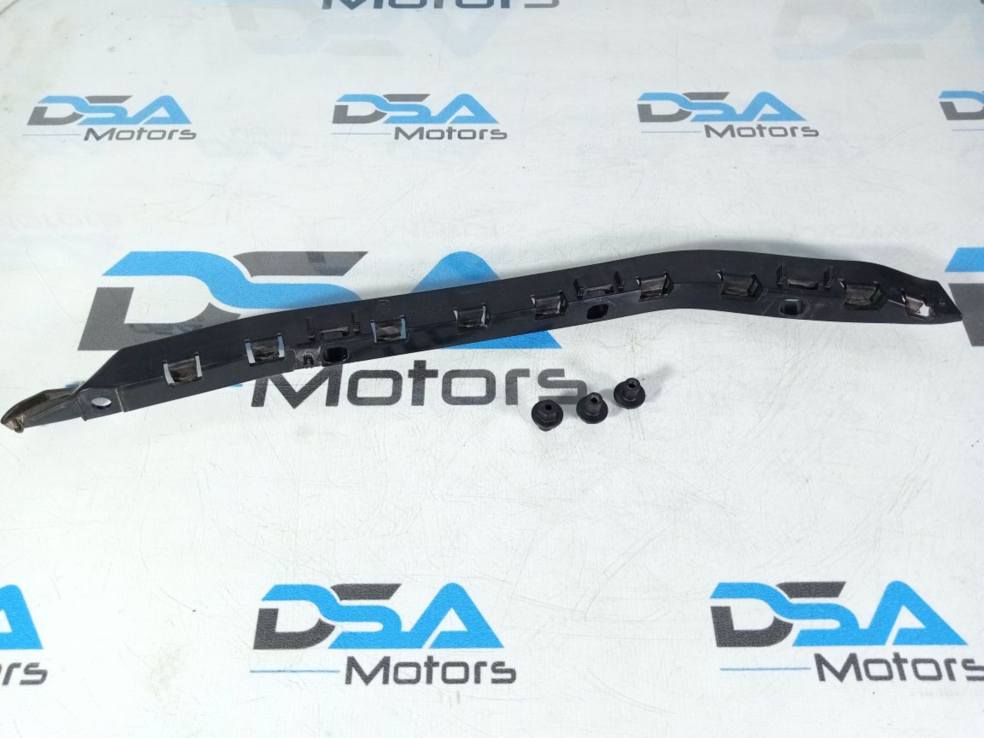 https://gcs.partsauto.market/rn-stockpro.appspot.com/thmbs/userImages/b7628e092085f1f91467af1afb6e7630/part/fc2a5d7c-c310-426f-ae17-2020ac479746_1747212381703.jpg