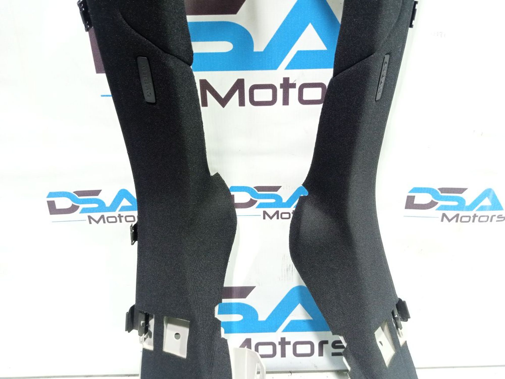 https://gcs.partsauto.market/rn-stockpro.appspot.com/thmbs/userImages/b7628e092085f1f91467af1afb6e7630/part/fd681245-b906-4e4b-b577-85ef17cbd477_1748890636115.jpg