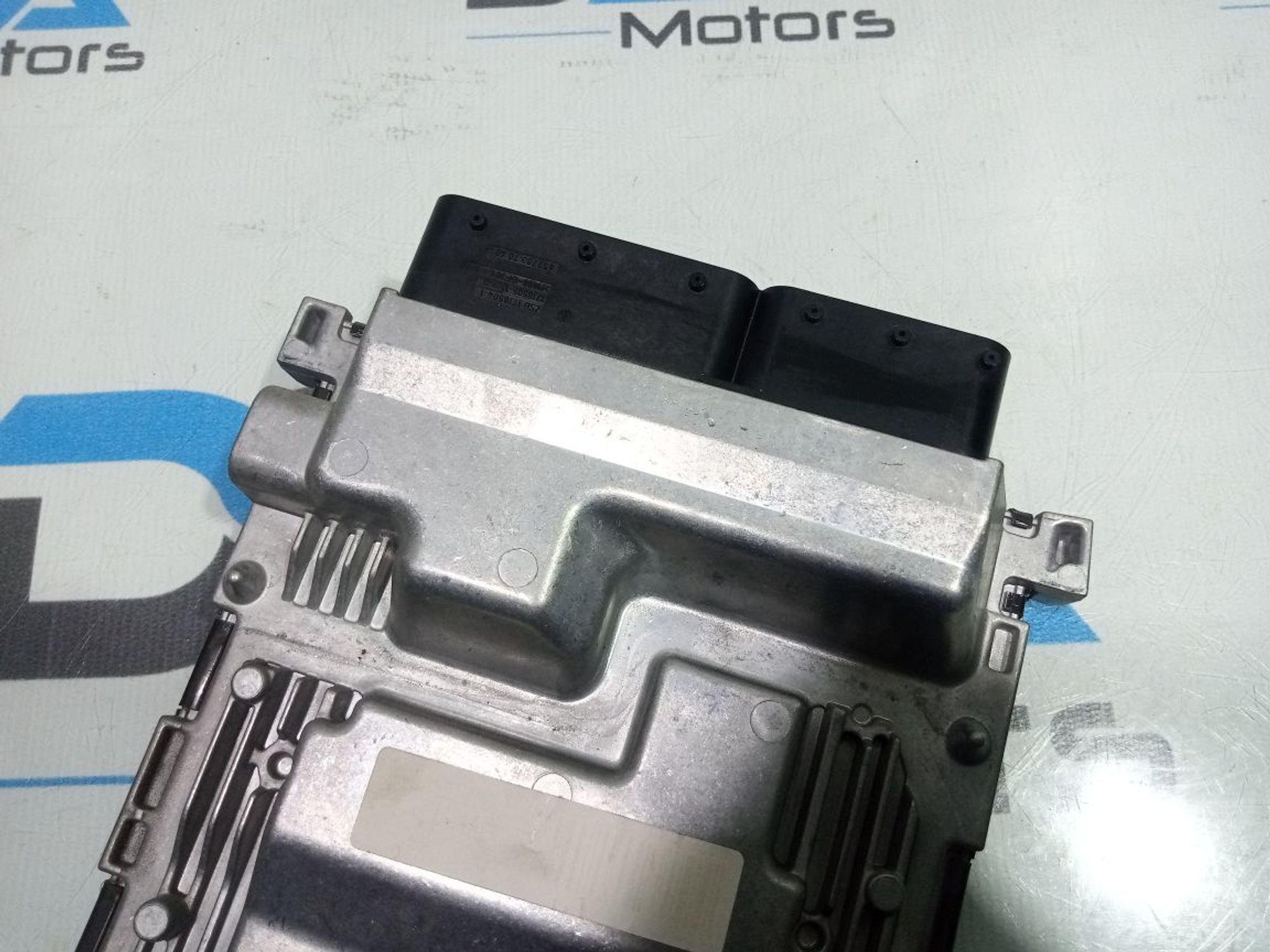 https://gcs.partsauto.market/rn-stockpro.appspot.com/thmbs/userImages/b7628e092085f1f91467af1afb6e7630/part/fec70994-544f-478e-8e79-96bf80518196_1748282099302.jpg