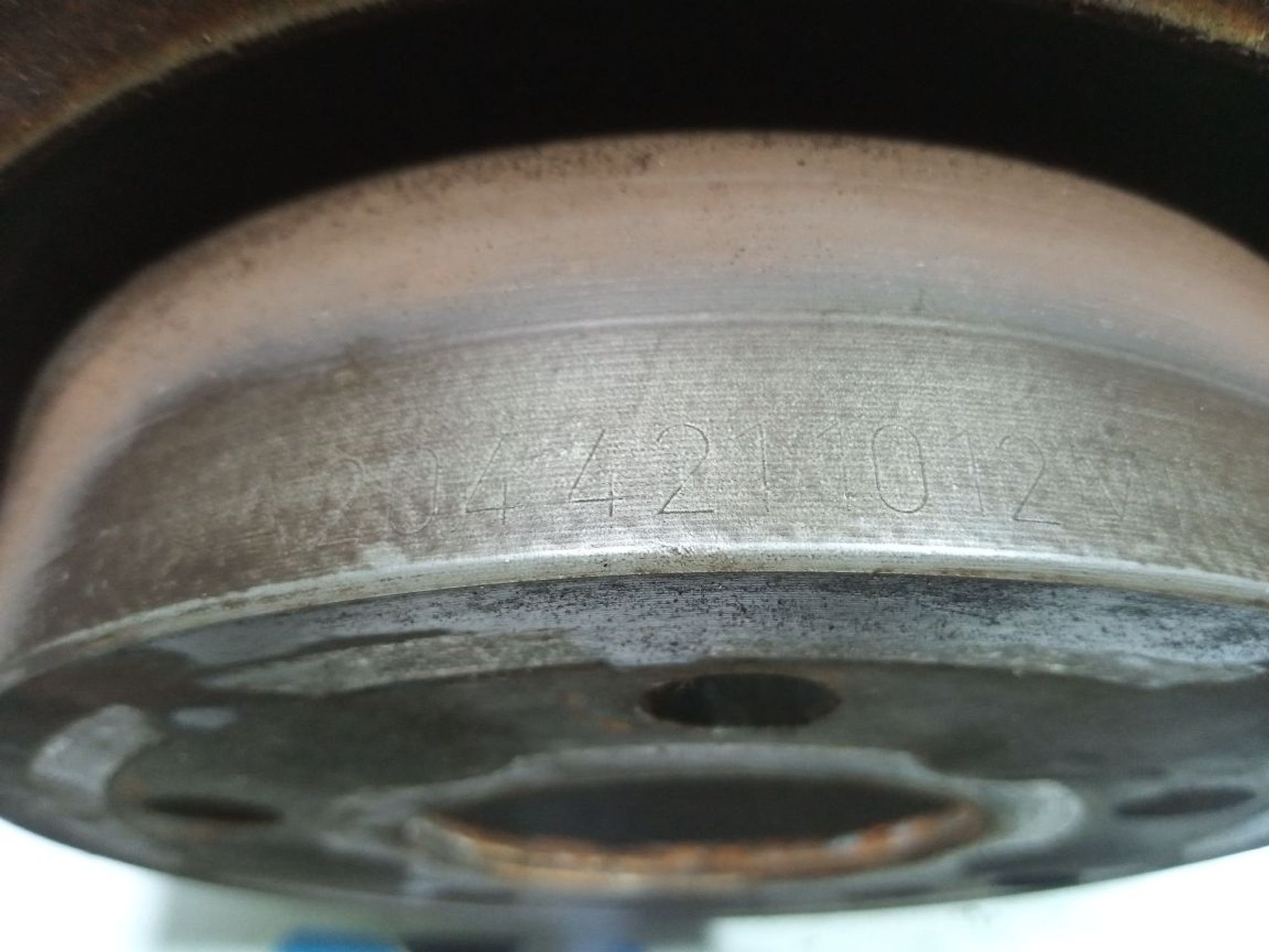 https://gcs.partsauto.market/rn-stockpro.appspot.com/thmbs/userImages/b7628e092085f1f91467af1afb6e7630/part/ffb1d026-f4e5-43c5-b34c-991662381c16_1749153495537.jpg