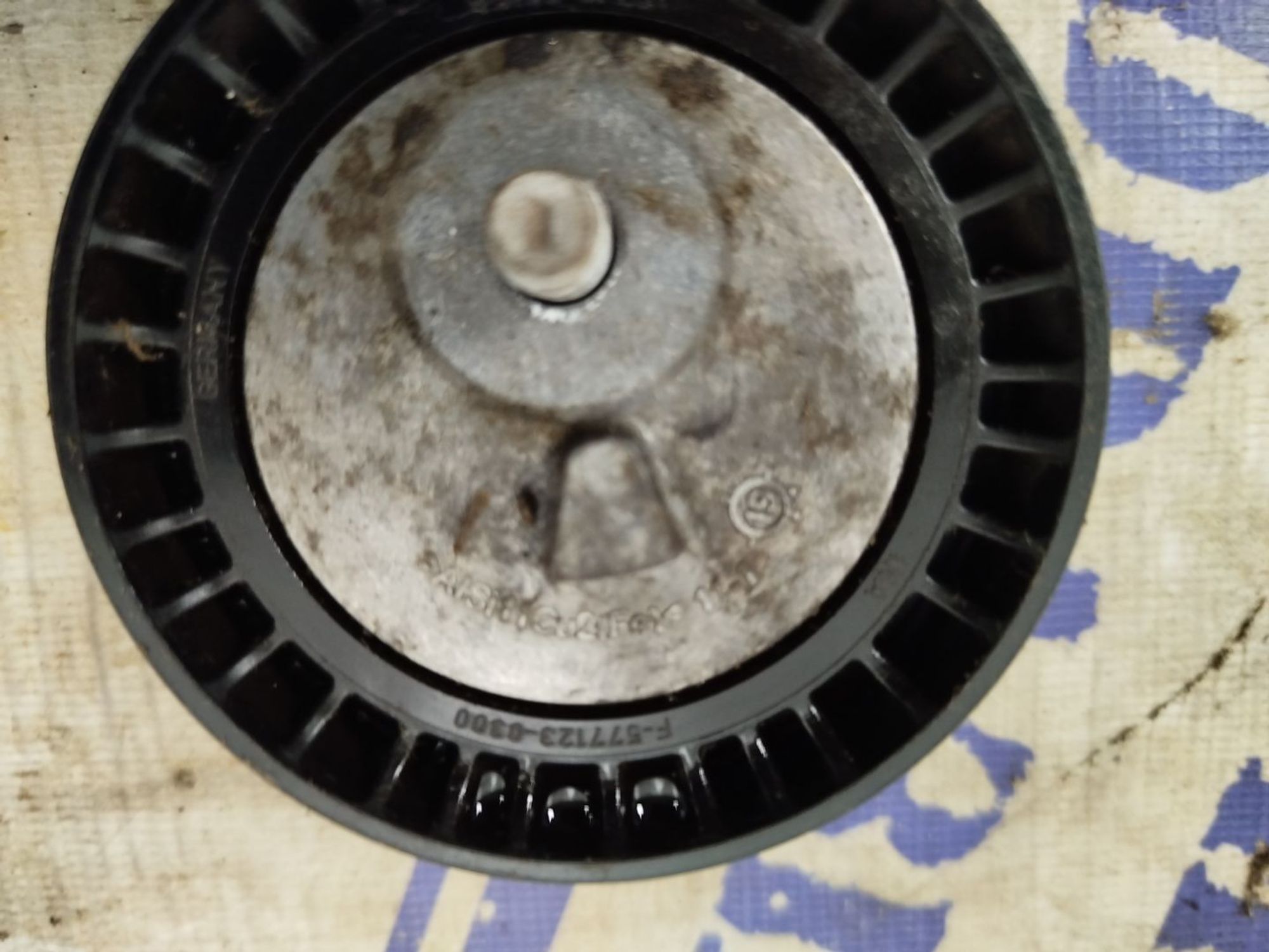 https://gcs.partsauto.market/rn-stockpro.appspot.com/thmbs/userImages/bc0eb84865f53888550f18795cb0a01d/part/1b47dab1-e140-4372-8a47-3a55433e3dfc_1742455663574.jpg