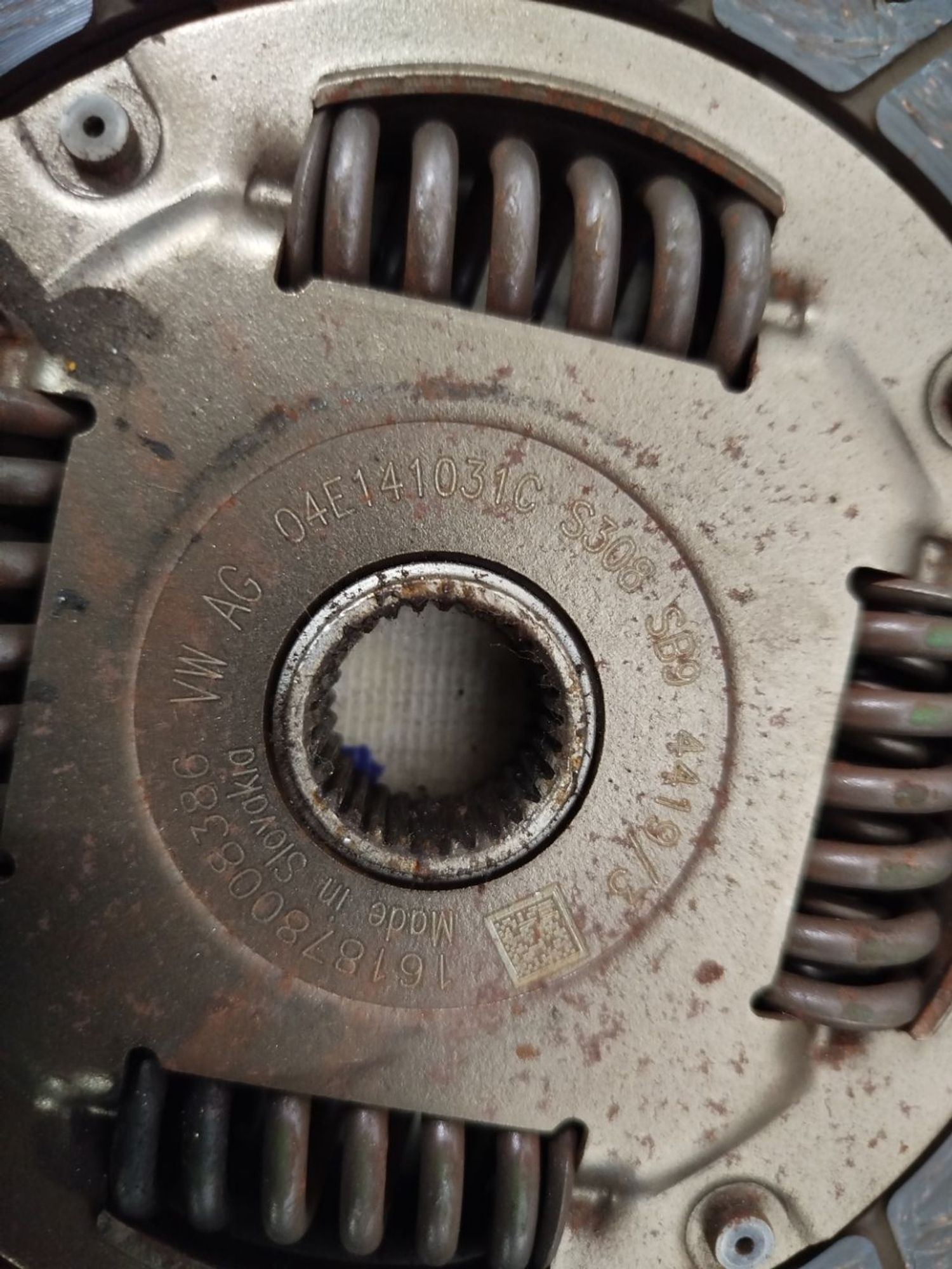 https://gcs.partsauto.market/rn-stockpro.appspot.com/thmbs/userImages/bc0eb84865f53888550f18795cb0a01d/part/2059f871-e95c-4c91-acd3-5bf95fc33279_1742457083300.jpg